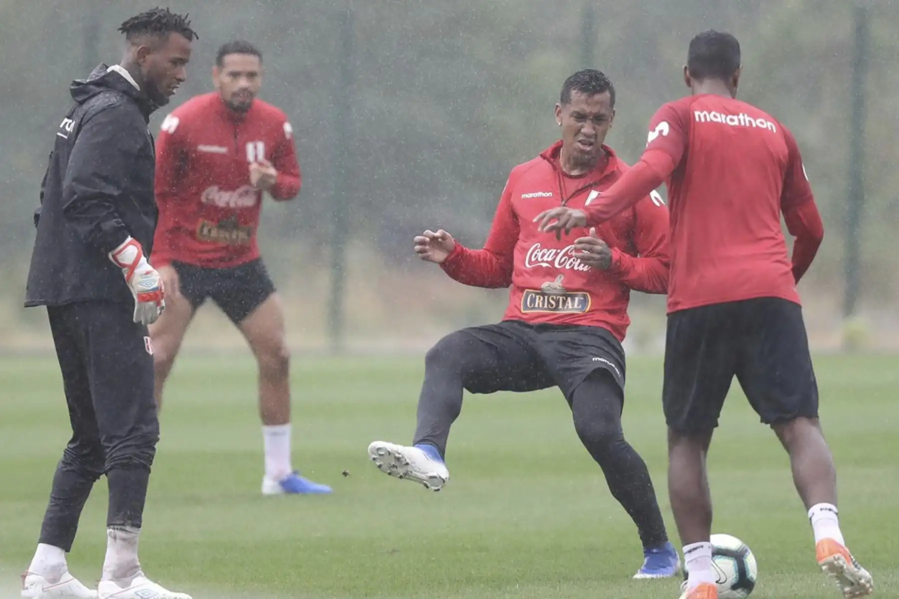 La Selección peruana entrenó en el CT Fluminense de Río de Janeiro, mentalizada en la gran final de la Copa America. Foto: ANDINA/ FPF