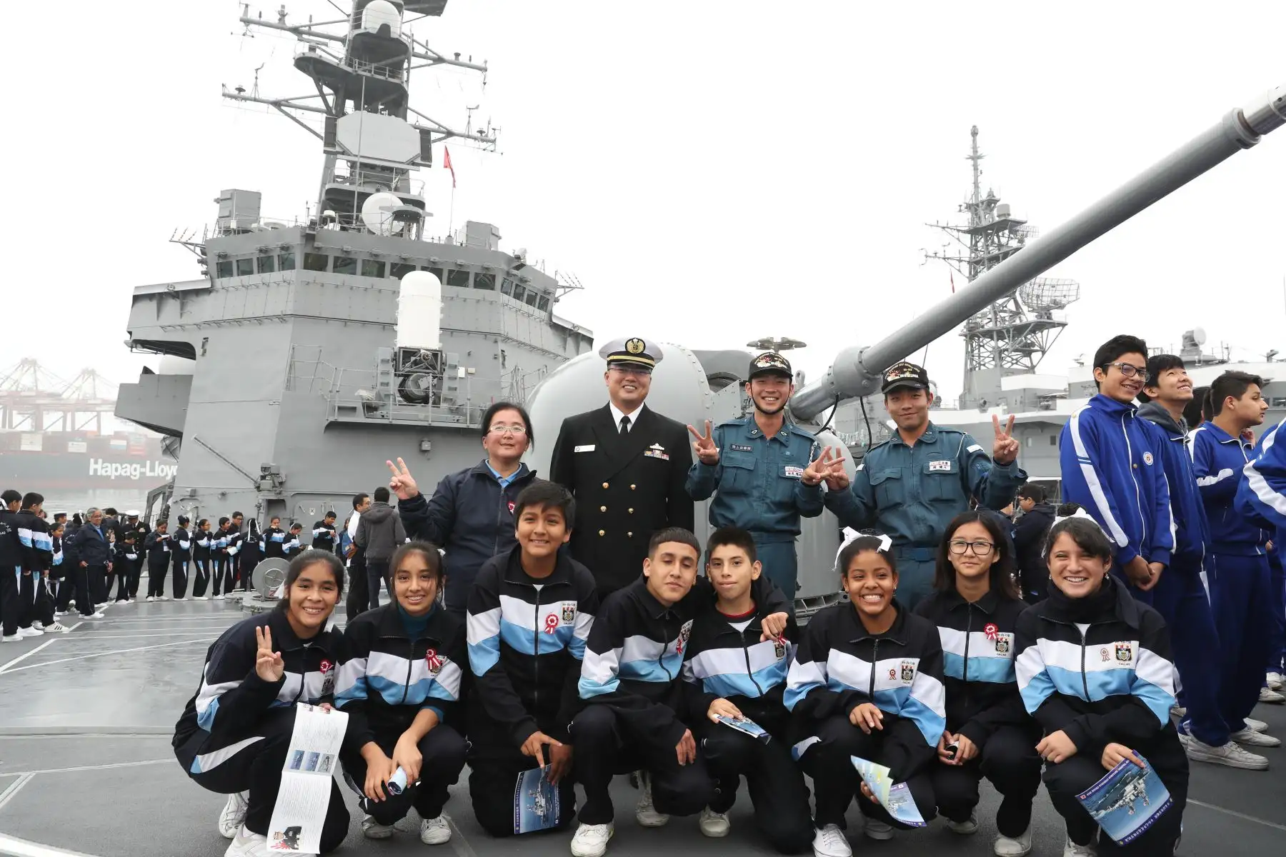 Escuadra de entrenamiento de autodefensa de la Fuerza Marítima Japonesa, conformada por  los buques “Kashima” e “Inazuma” llega al puerto del Callao. Foto: ANDINA/Melina Mejía