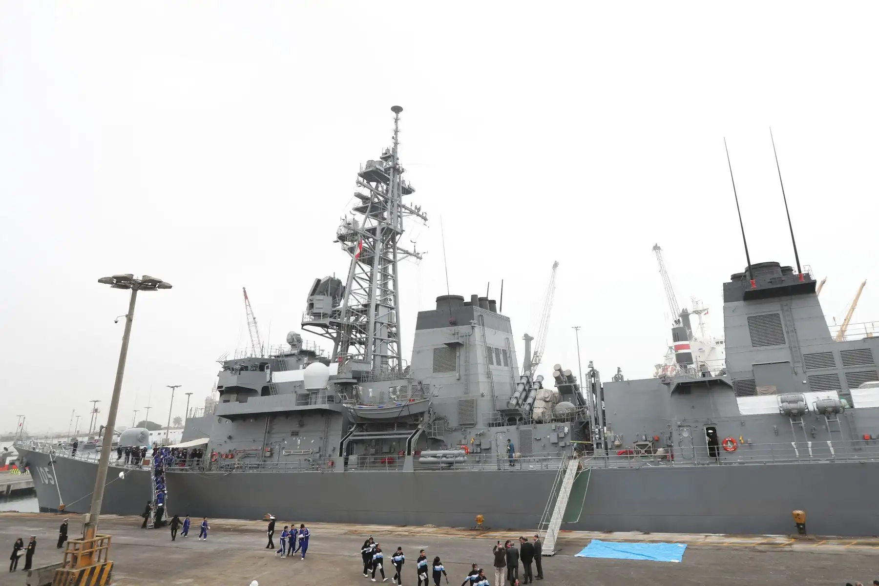 Escuadra de entrenamiento de autodefensa de la Fuerza Marítima Japonesa llega al puerto del Callao. Foto: ANDINA/Melina Mejía