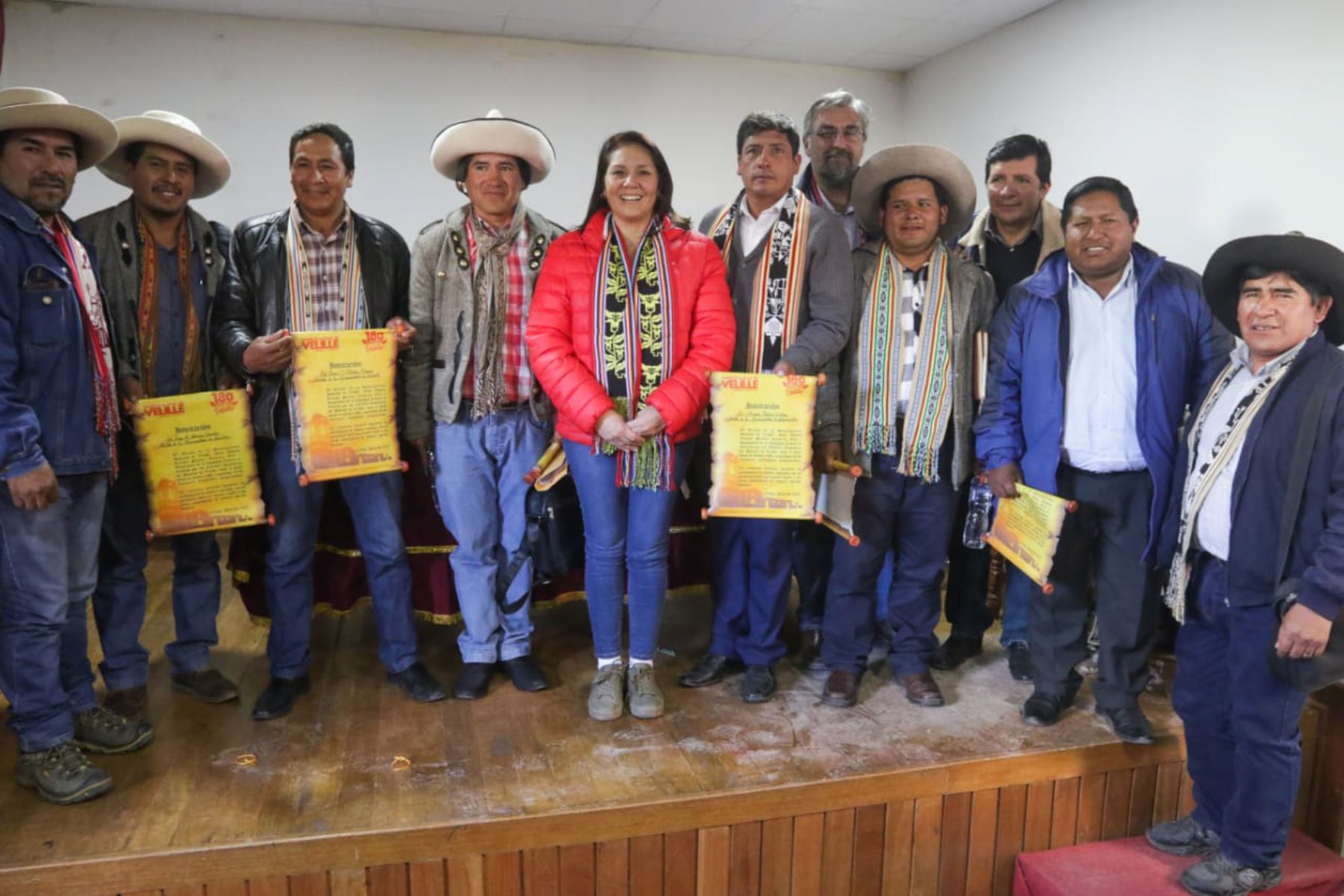 Ministra de Desarrollo e Inclusión Social, Paola Bustamante, y autoridades regionales y locales culminaron con éxito nueva mesa técnica para el desarrollo de la provincia cusqueña de Chumbivilcas.