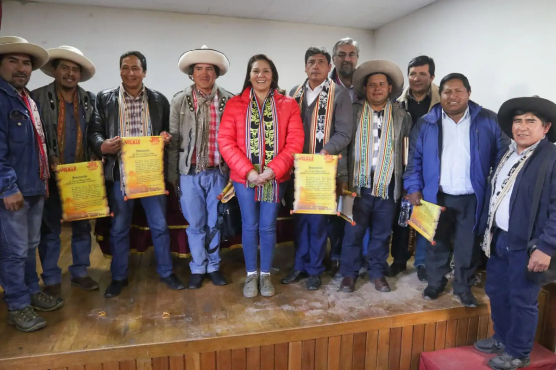 Ministra de Desarrollo e Inclusión Social, Paola Bustamante, y autoridades regionales y locales culminaron con éxito nueva mesa técnica para el desarrollo de la provincia cusqueña de Chumbivilcas.