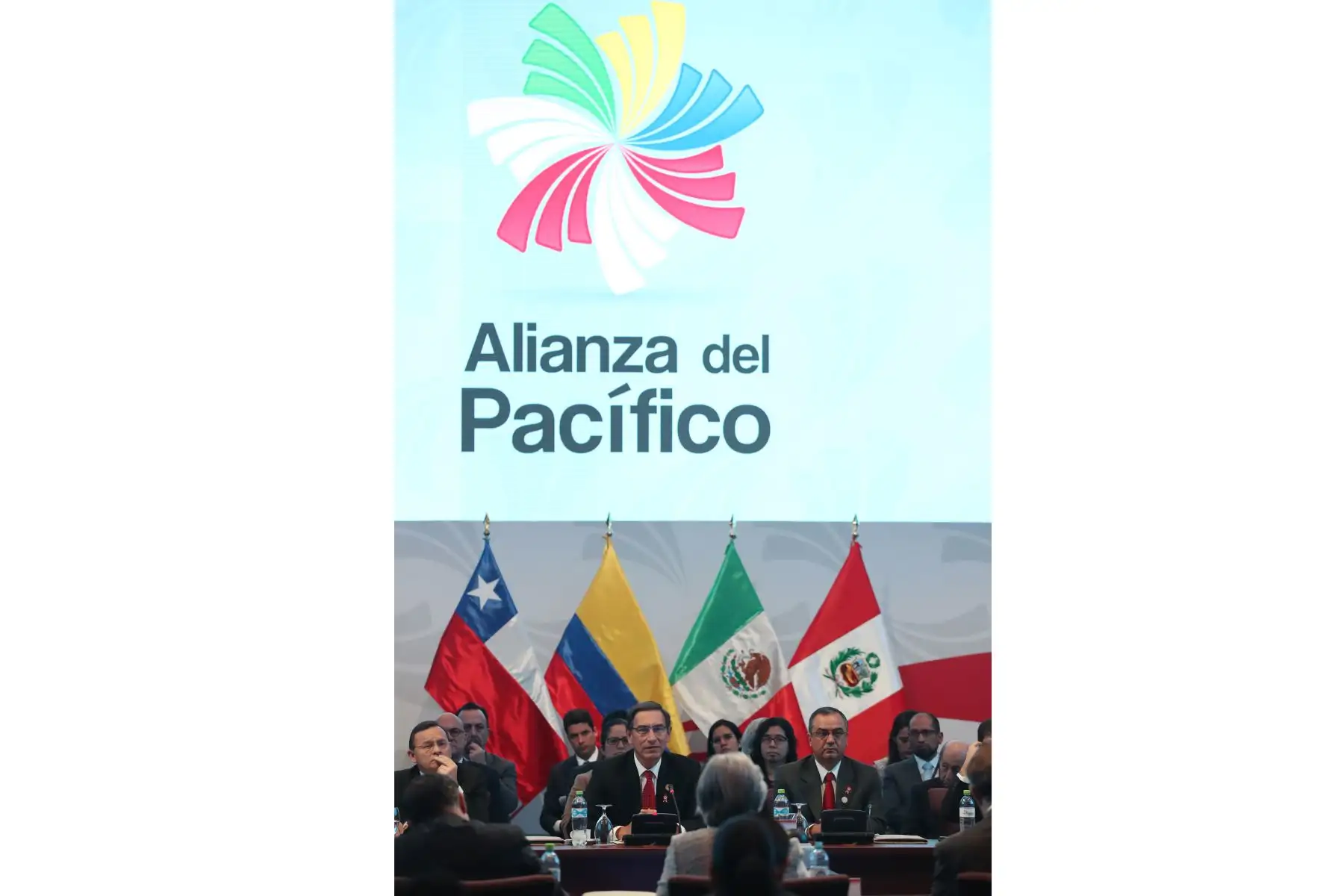Presidente Vizcarra inicia la sesión de trabajo en la  XIV Cumbre de la Alianza del Pacífico.
Foto: Andina/ Melina Mejía