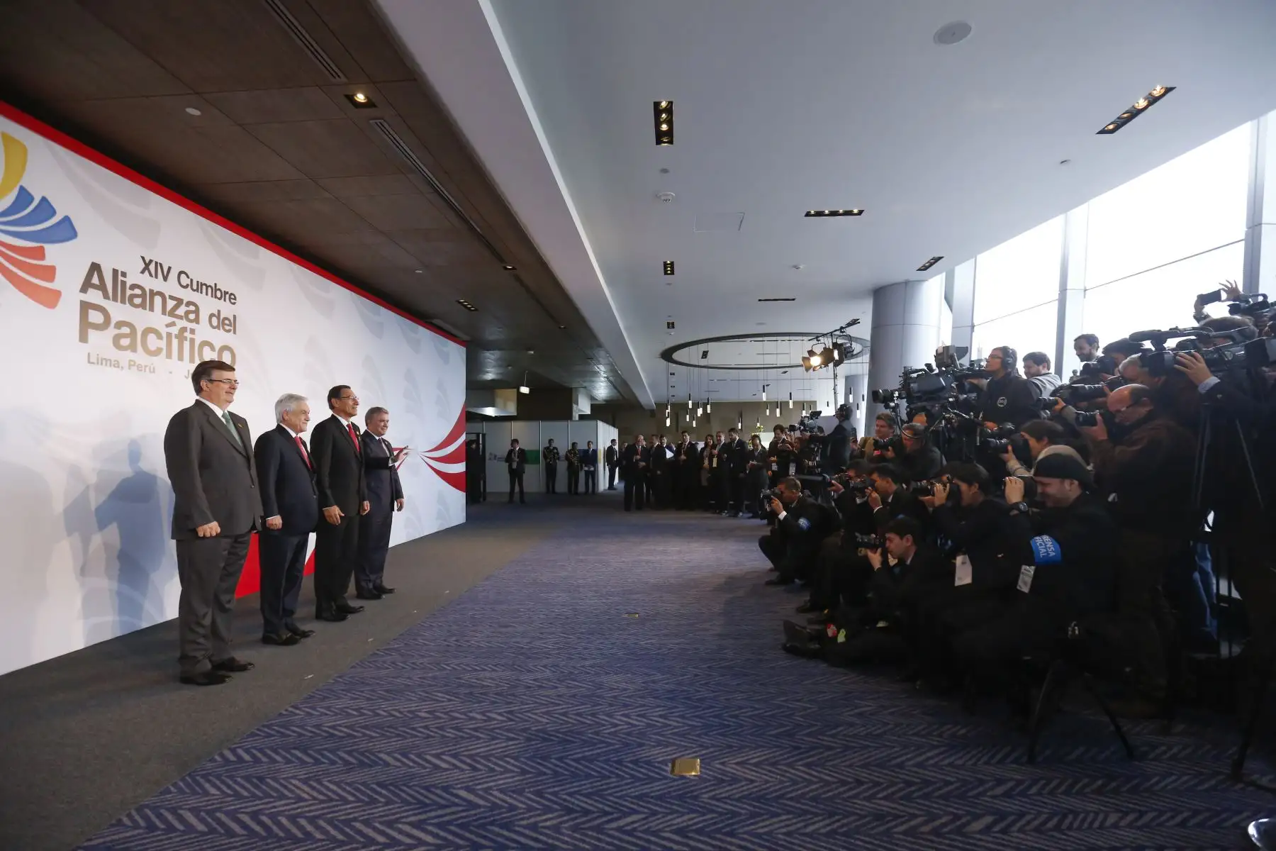 Presidentes, Martin Vizcarra, Iván Duque, Sebastián Piñera y Canciller Marcelo Ebrand firman declaración de Lima en el marco de la XIV Cumbre de la Alianza del Pacifico.
 Foto: Prensa Presidencia