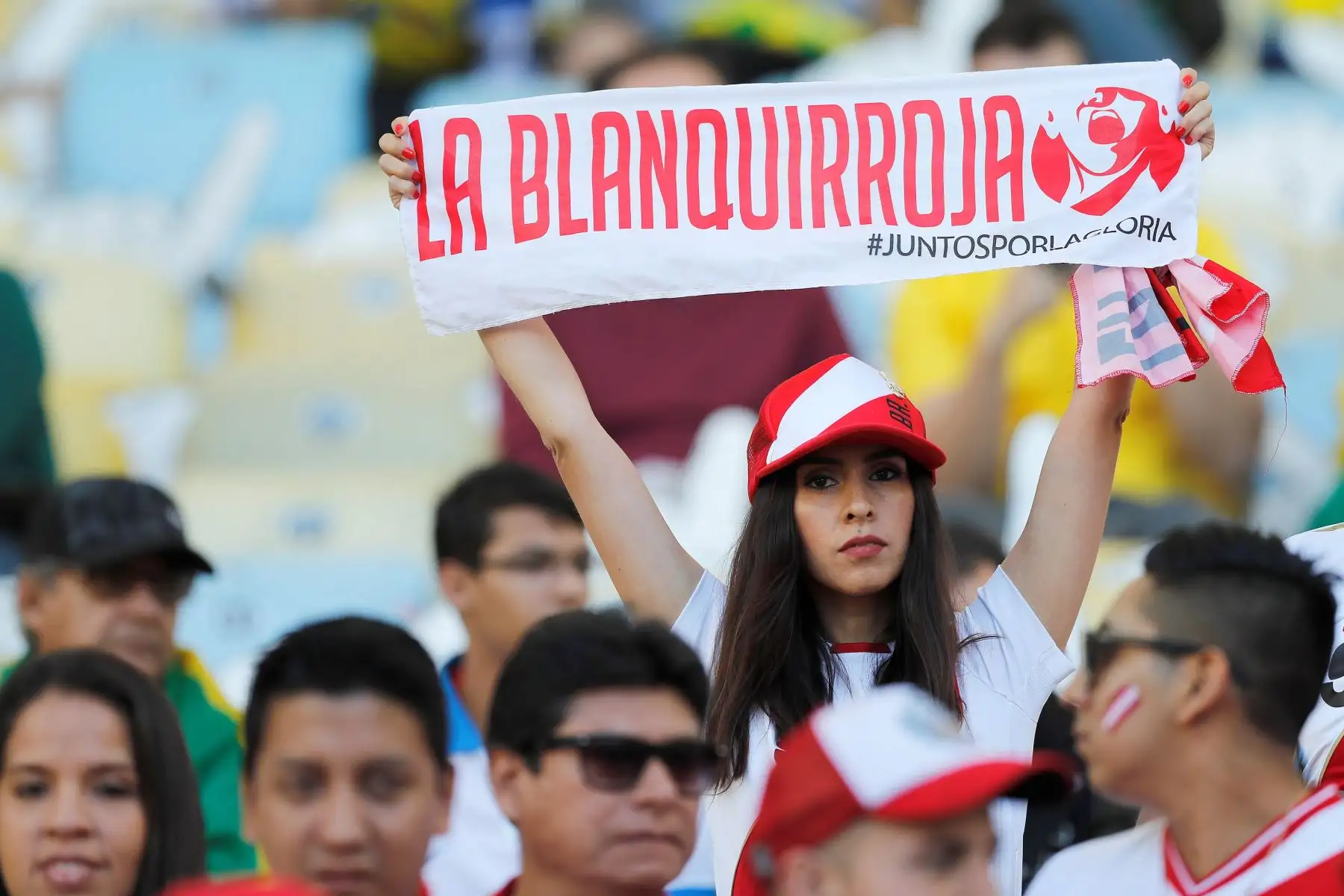 Una aficionada de Perú durante el partido Brasil-Perú final de la Copa América de Fútbol 2019, en el Estadio Maracanã de Río de Janeiro, Brasil.
Foto: EFE