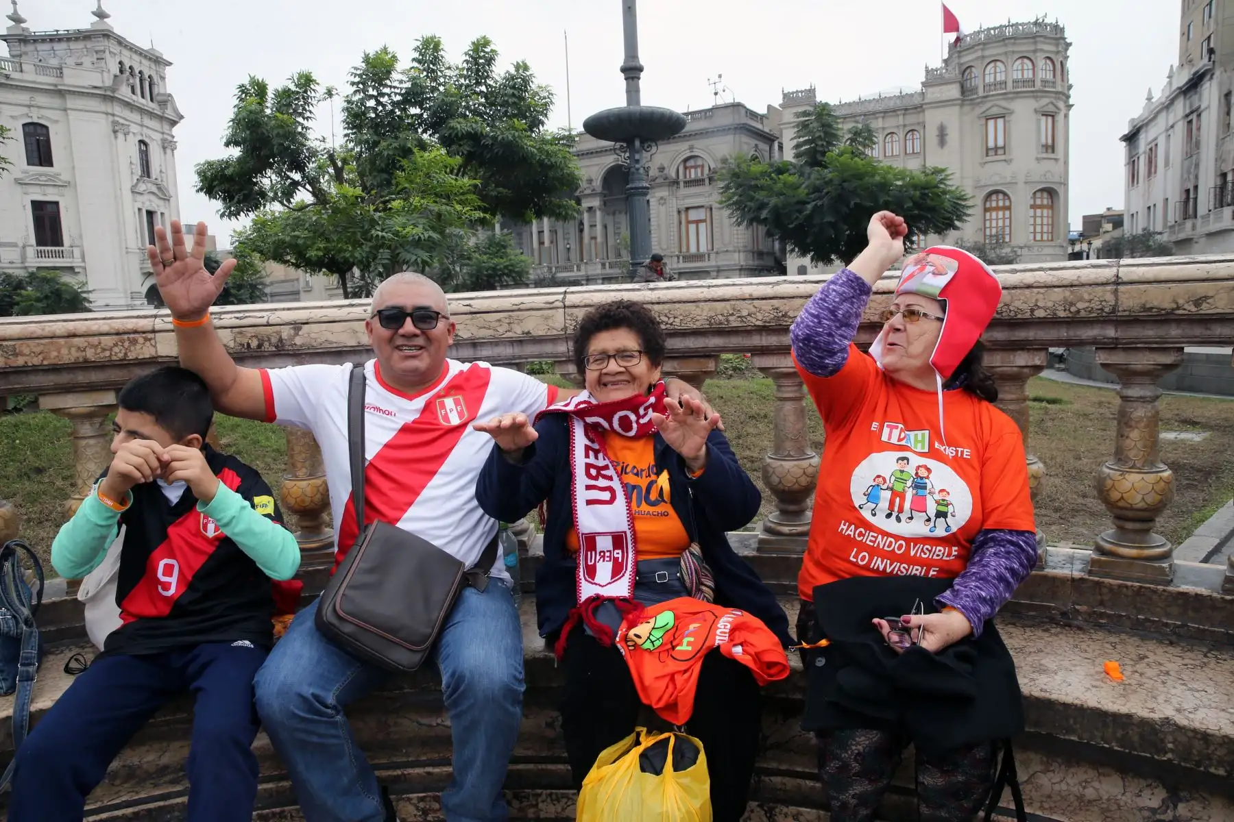 Hinchas de la selección peruana . Foto: ANDINA/Norman Córdova