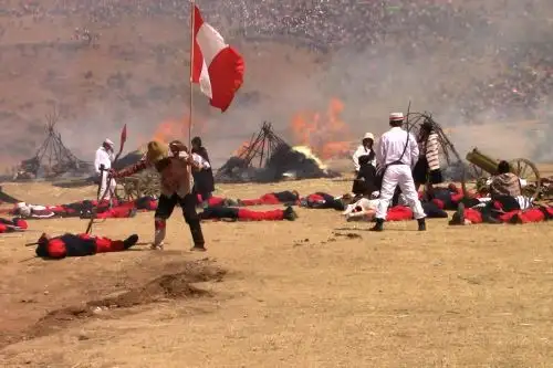 Estudiantes y pobladores de Junín escenifican históricas batallas de Marcavalle y Pucará. Foto: Pedro Tinoco