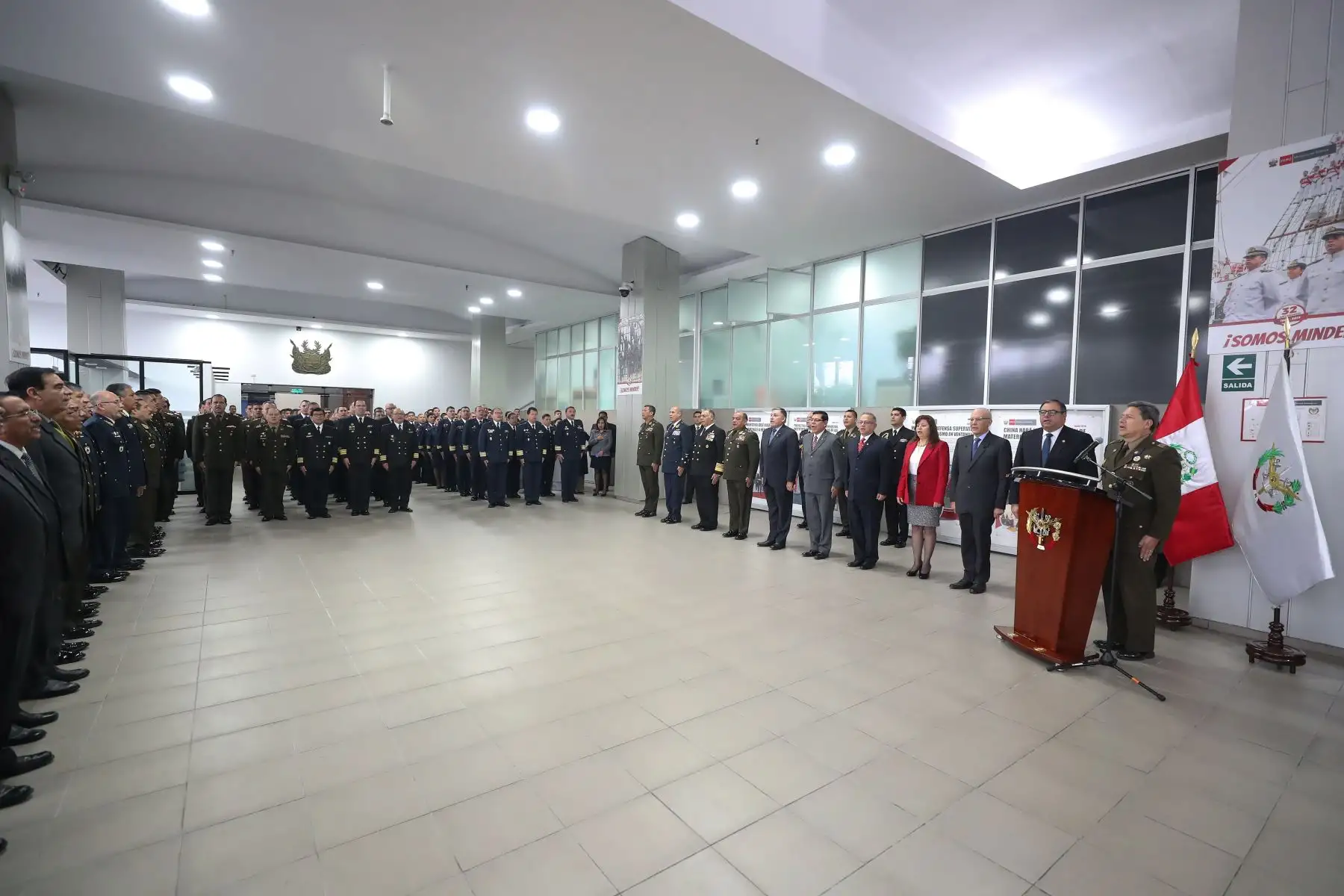 Ministro de Defensa, Jorge Moscoso Flores continuará el compromiso de pacificar el VRAEM al 2021.
Foto: MINDEF