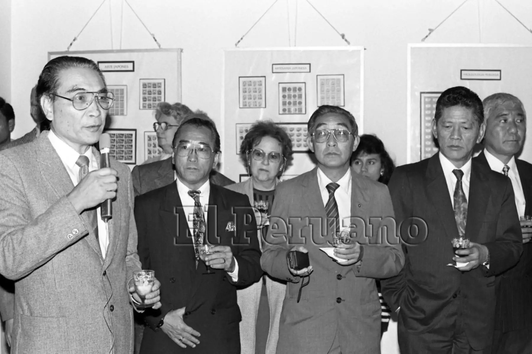 Lima - 16 agosto 1993 / Inauguración de exposición filtélica por los 120 años del Tratado de Amistad Perú - Japón.