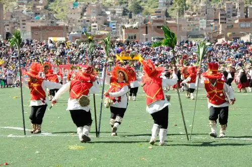 El Ministerio de Cultura reconoció a la danza Chunchos de Esquilaya de Puno como Patrimonio Cultural de la Nación. ANDINA/Difusión