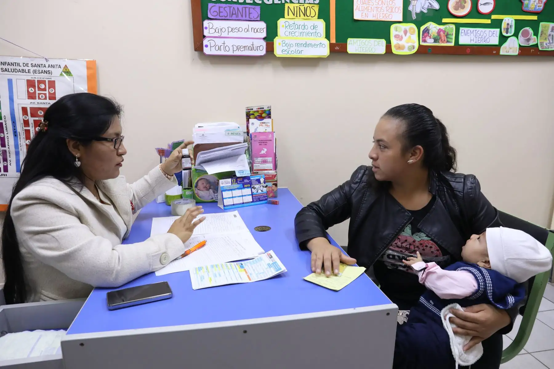 El Seguro Integral de Salud (SIS) facilita acceso de asegurados en regiones declaradas en emergencia por lluvias. ANDINA/Difusión