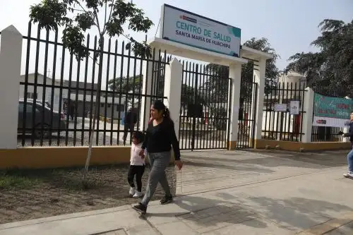 Los establecimientos de salud del primer nivel de atención, centros y puestos de salud, se ponen las pilas y atenderán urgencias y emergencias sanitarias. ANDINA/Difusión