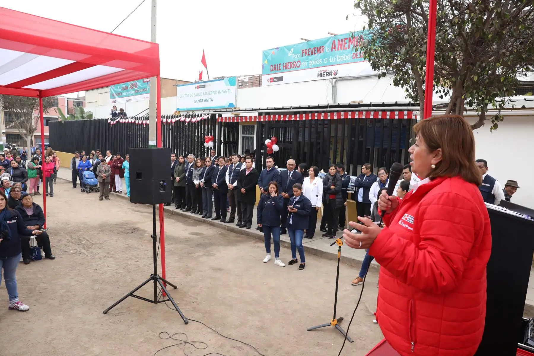 Ministra de Salud Zulema Tomás inauguró el Centro Materno Infantil (CMI) Santa Anita y anuncio la nueva infraestructura, equipamiento y amplió el servicio de 227 centros y puestos de salud en Lima Metropolitana con una inversión de casi 28 millones de soles.Foto.ANDINA/MINSA