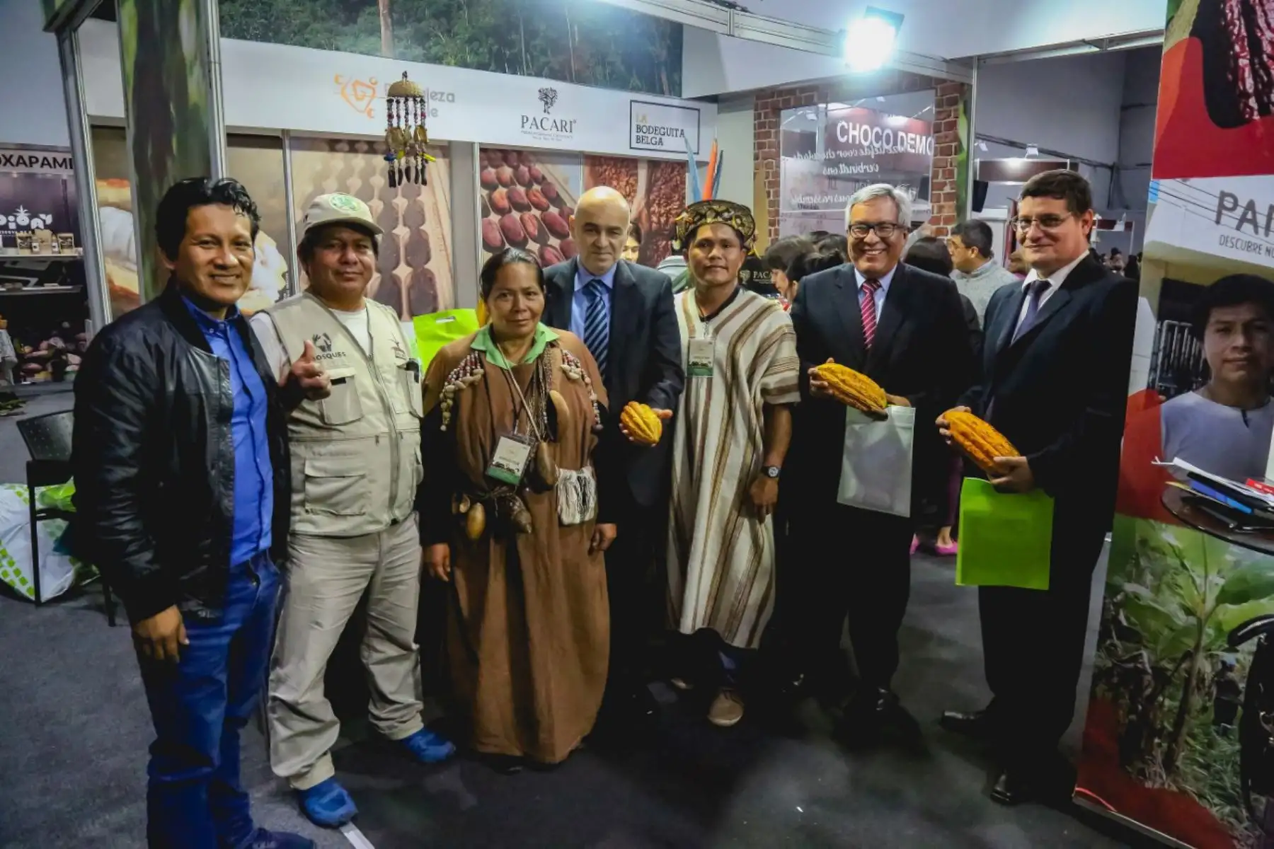 Salón del Cacao y Chocolate: productores Yanesha presentan “cacao sin deforestación” que contribuye con la conservación de los bosques y genera mayores oportunidades de desarrollo.
