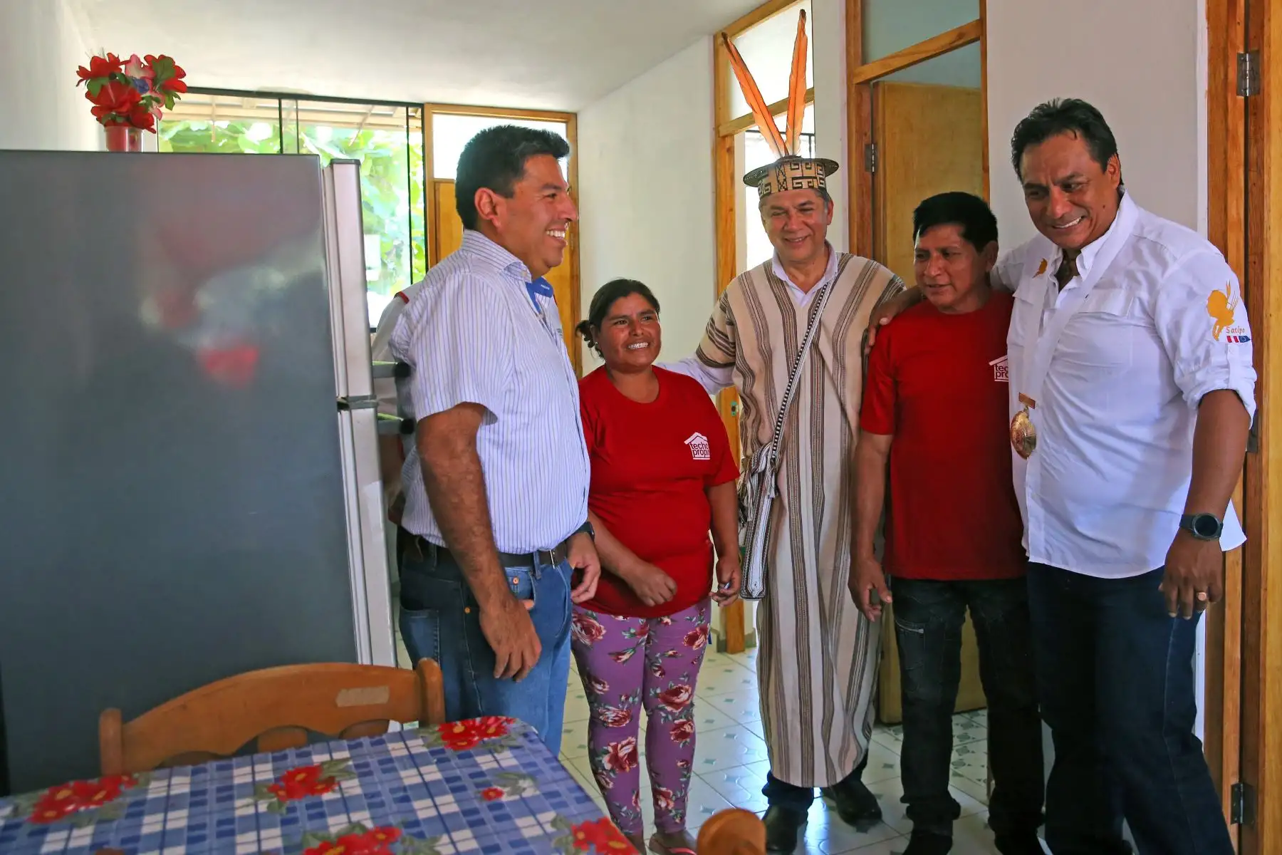 Miguel Estrada, ministro de Vivienda y Construcción. Entregó viviendas de techo propio  a familias de bajo recursos económicos  en Satipo Departamento de  Junín Foto: ANDINA/Vidal Tarqui