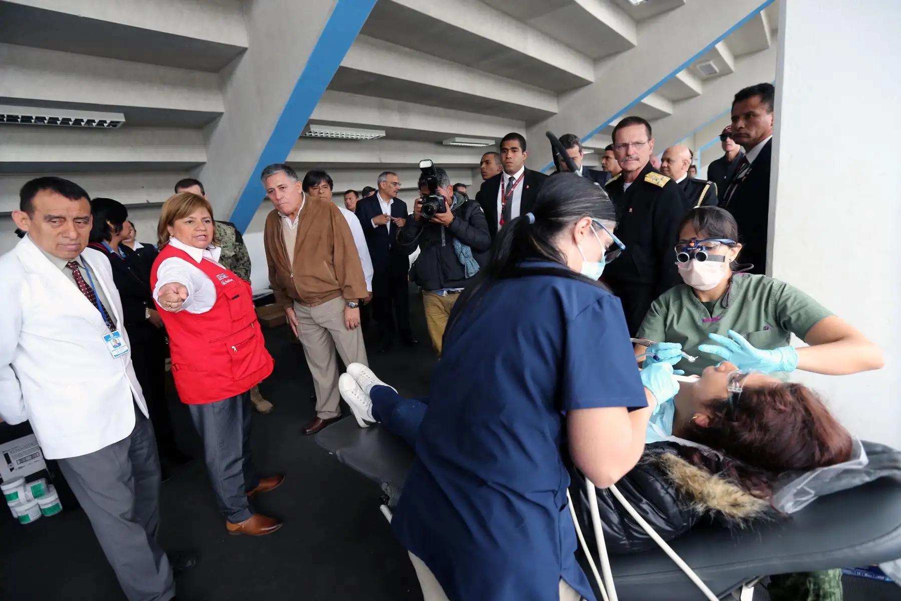 Clausura de Operación Hermandad  y visita al USNS Comfort   Embajador de los EEUU Krisna Urs ,ministra de  de Salud  Zulema Tomás  y ministro de Defensa Jorge Moscoso Flores ,Jorge Muñoz  alcalde de la Municipalidad de Lima .Foto: ANDINA/Norman Córdova