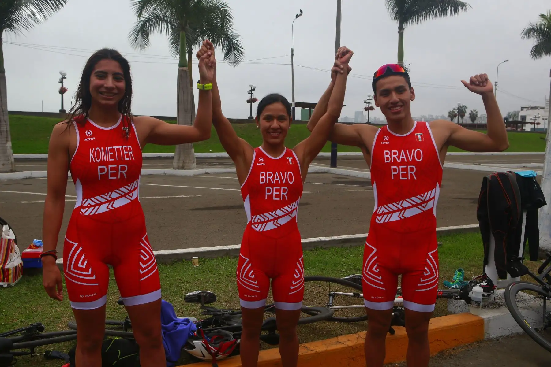 El equipo peruano de Triatlón recibió uniforme oficial y quedaron listos para los Panamericanos Lima 2019. Foto: ANDINA/Panamericanos Lima  2019