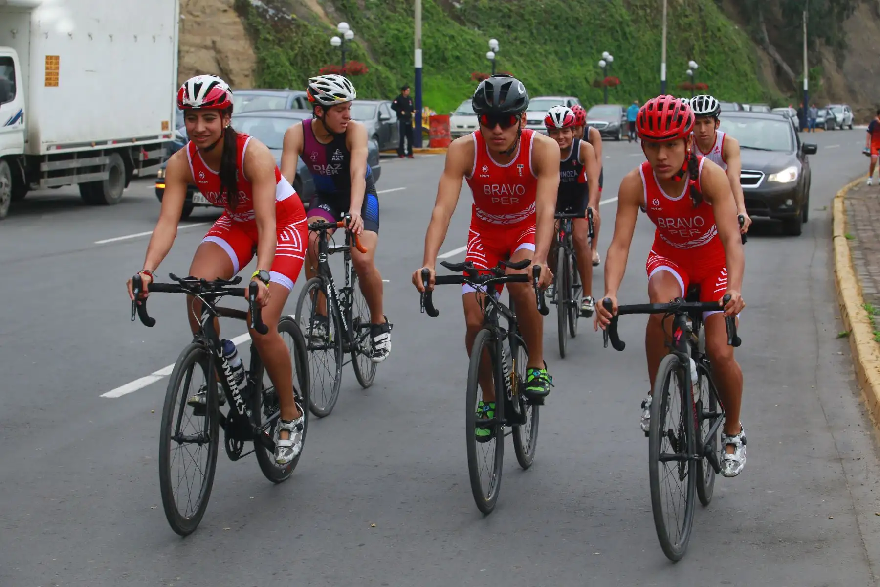 El equipo peruano de Triatlón recibió uniforme oficial y quedaron listos para los Panamericanos Lima 2019. Foto: ANDINA/Panamericanos Lima  2019