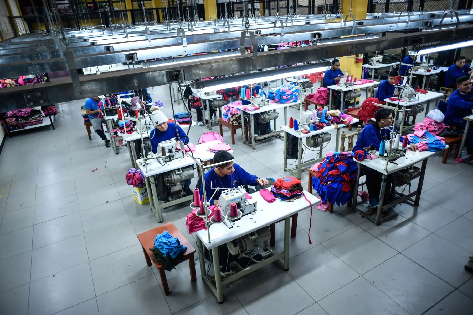 El Instituto Nacional Penitenciario (INPE) celebró el Día de la Resocialización, con el evento "La ciudad suena", además se recorrió las instalaciones de los talleres productivos "Cárceles Productivas" del Establecimiento Penitenciario Lurigancho.
Foto: ANDINA/Cesar Fajardo