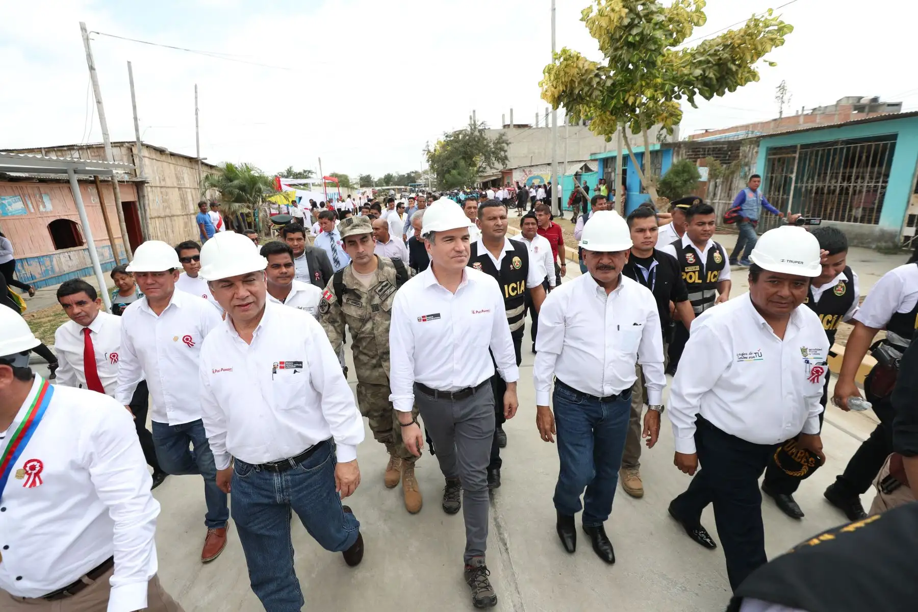 Presidente del Consejo de Ministros realizó visita de trabajo a Tumbes para la inauguración de obras de rehabilitación de pistas y verificar los avances de la mesa de trabajo sobre reconstrucción.
Foto: ANDINA/PCM