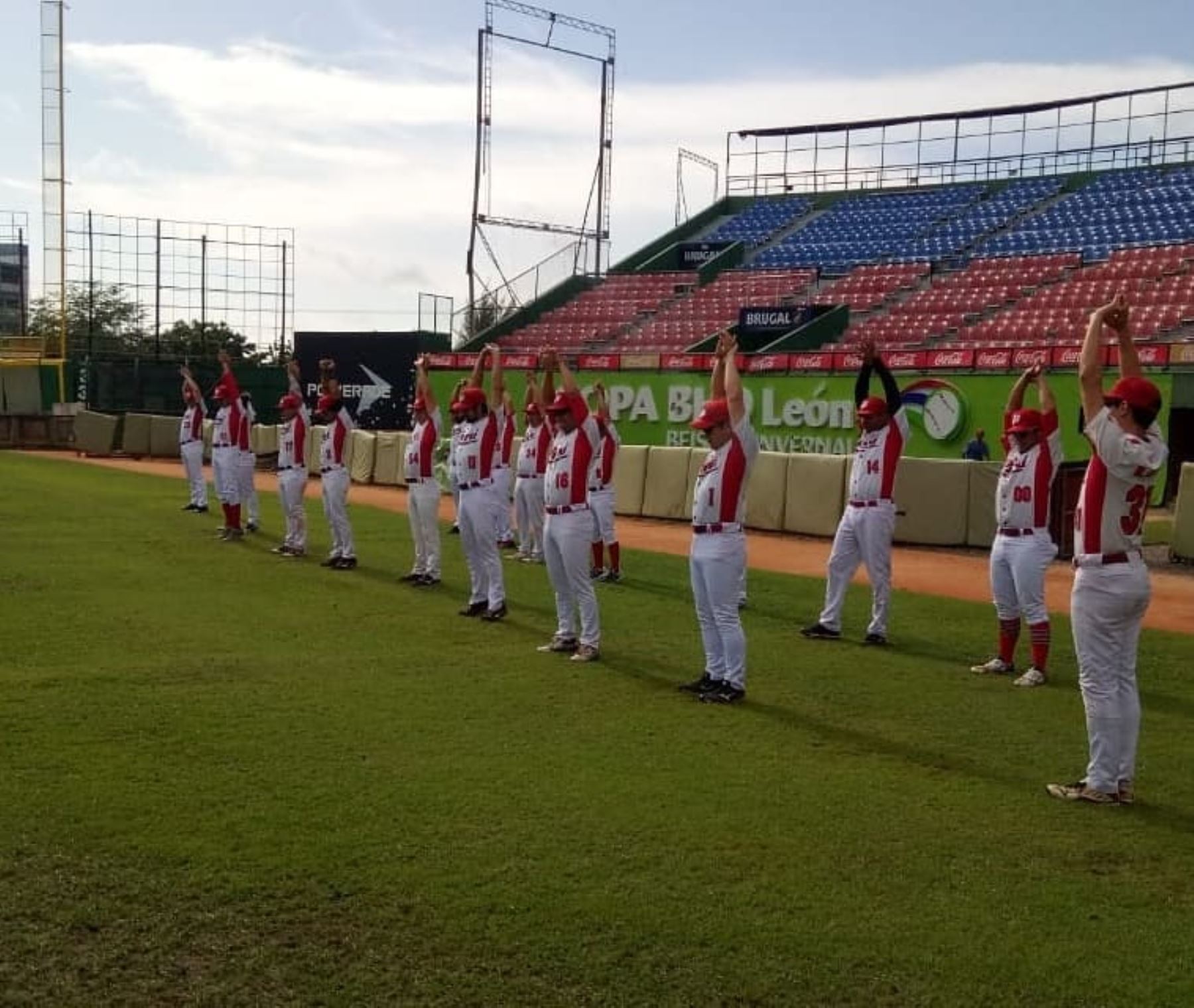 La selección peruana de béisbol realizó exigentes trabajo en República Dominicana