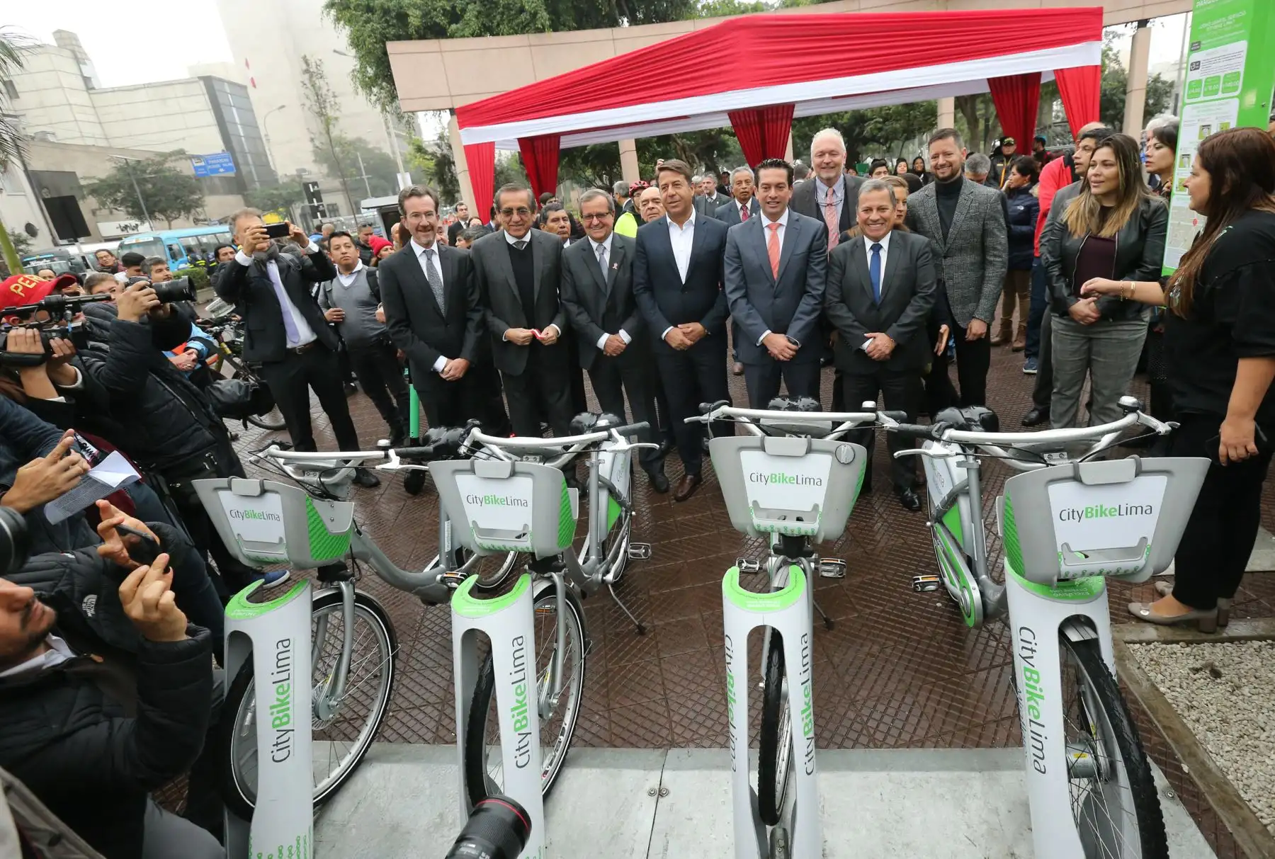 Ceremonia de inauguración del primer servicio público de bicicletas en el Perú, CityBike Lima .Foto: ANDINA/Norman Córdova