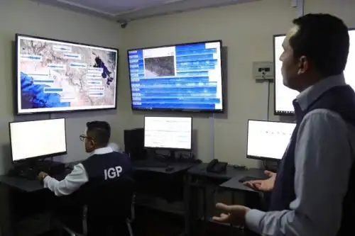 El Perú cuenta con un Centro Vulcanológico Nacional (Cenvul), ubicado en Arequipa, que brinda información oficial sobre la evolución de la actividad volcánica en nuestro país.