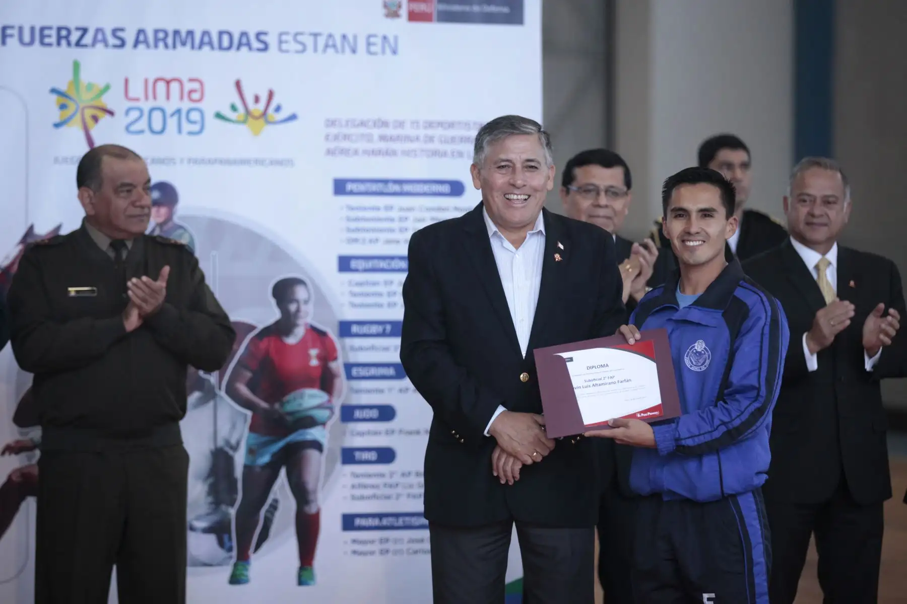 Ministro de Defensa presenta deportistas militares clasificados a los Juegos Panamericanos Lima 2019. Kevin Altamirano Farfán, deportista.
Foto: ANDINA/Miguel Mejía Castro