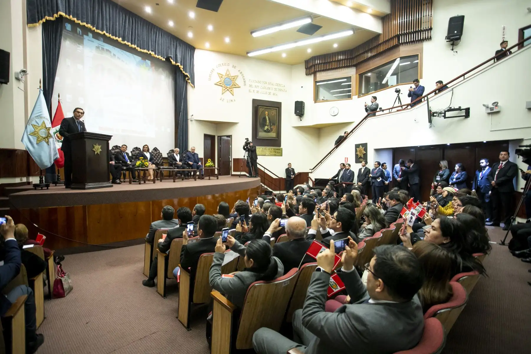 Jefe de Estado, Martín Vizcarra asiste al Foro “Lucha Contra la Corrupción y Gobernabilidad rumbo al Bicentenario”.
Foto. Prensa Presidencia
