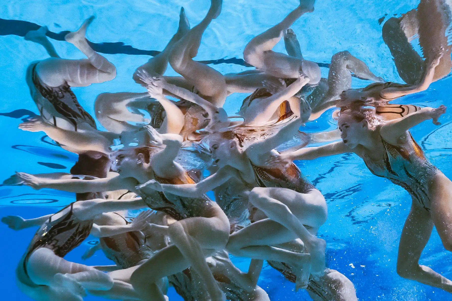 El equipo de Belorusia compite en el evento de natación artística durante el campeonato mundial 2019 en Corea del Sur. Foto: AFP Foto: AFP