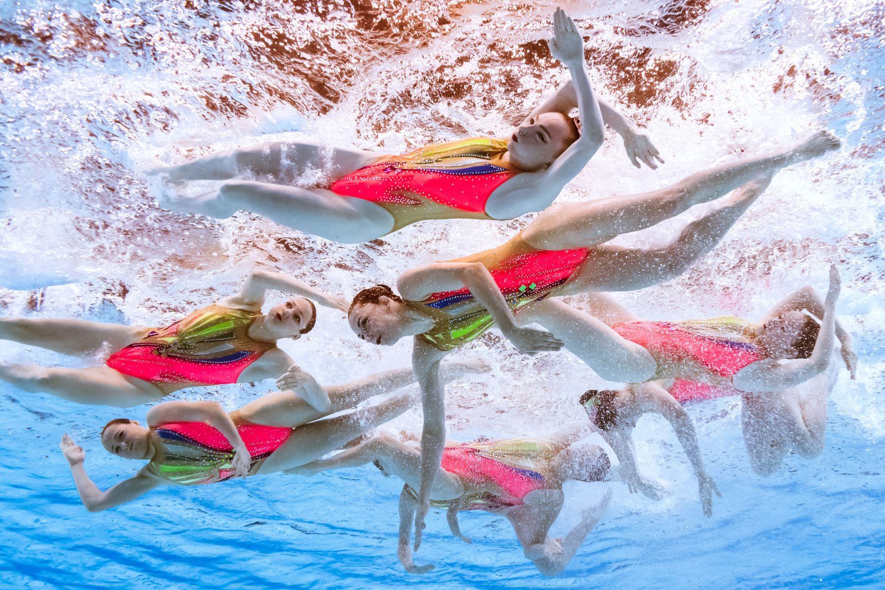 El equipo de Francia compite en el evento de natación artística durante el campeonato mundial 2019 en Corea del Sur. Foto: AFP