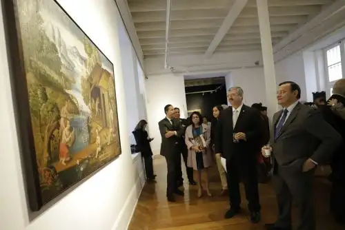La exposición “De la creación al diluvio. Lienzos de Hualahoyo” se lleva a cabo en Cercado de Lima Foto: ANDINA/Difusión