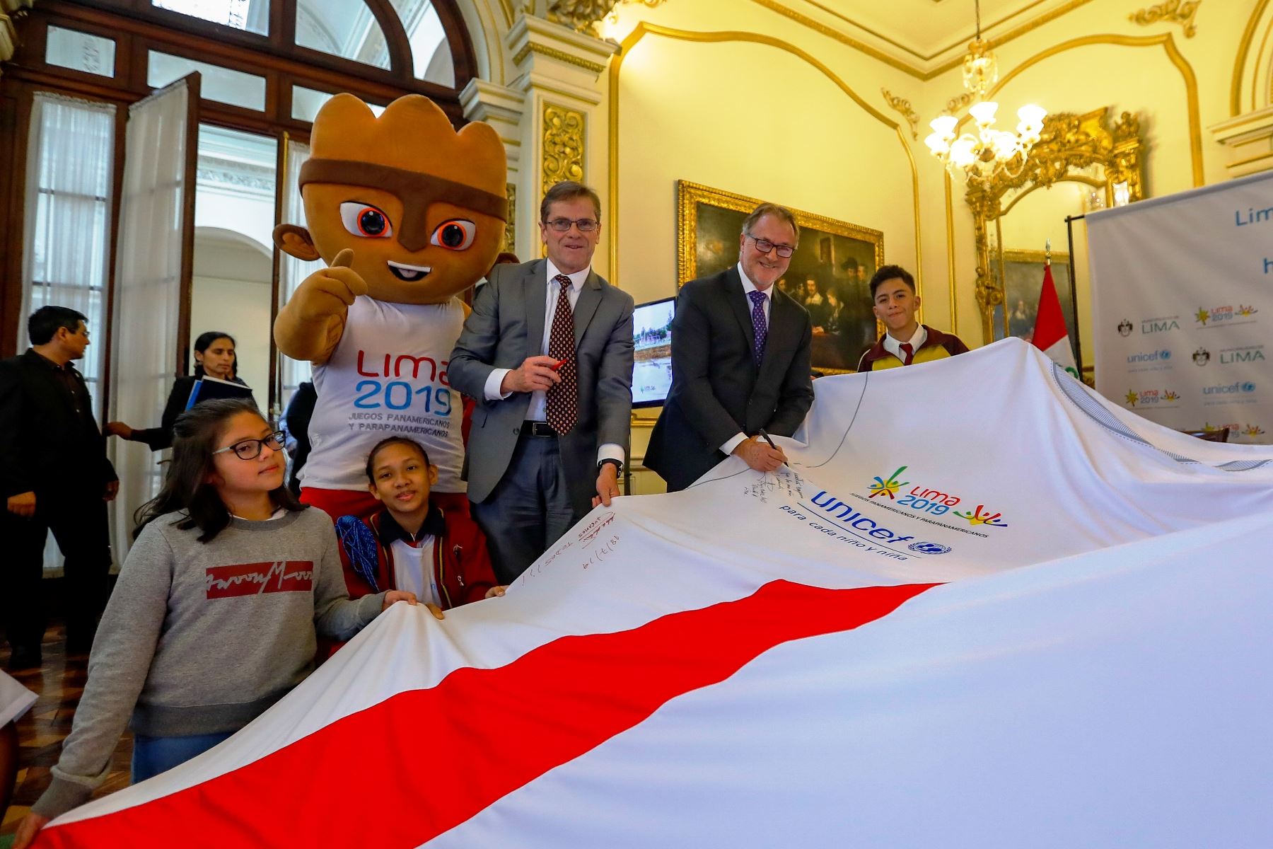 Lima 2019: alcalde de Lima presentó campaña contra la violencia hacia la Niñez. Foto: ANDINA/Difusión.