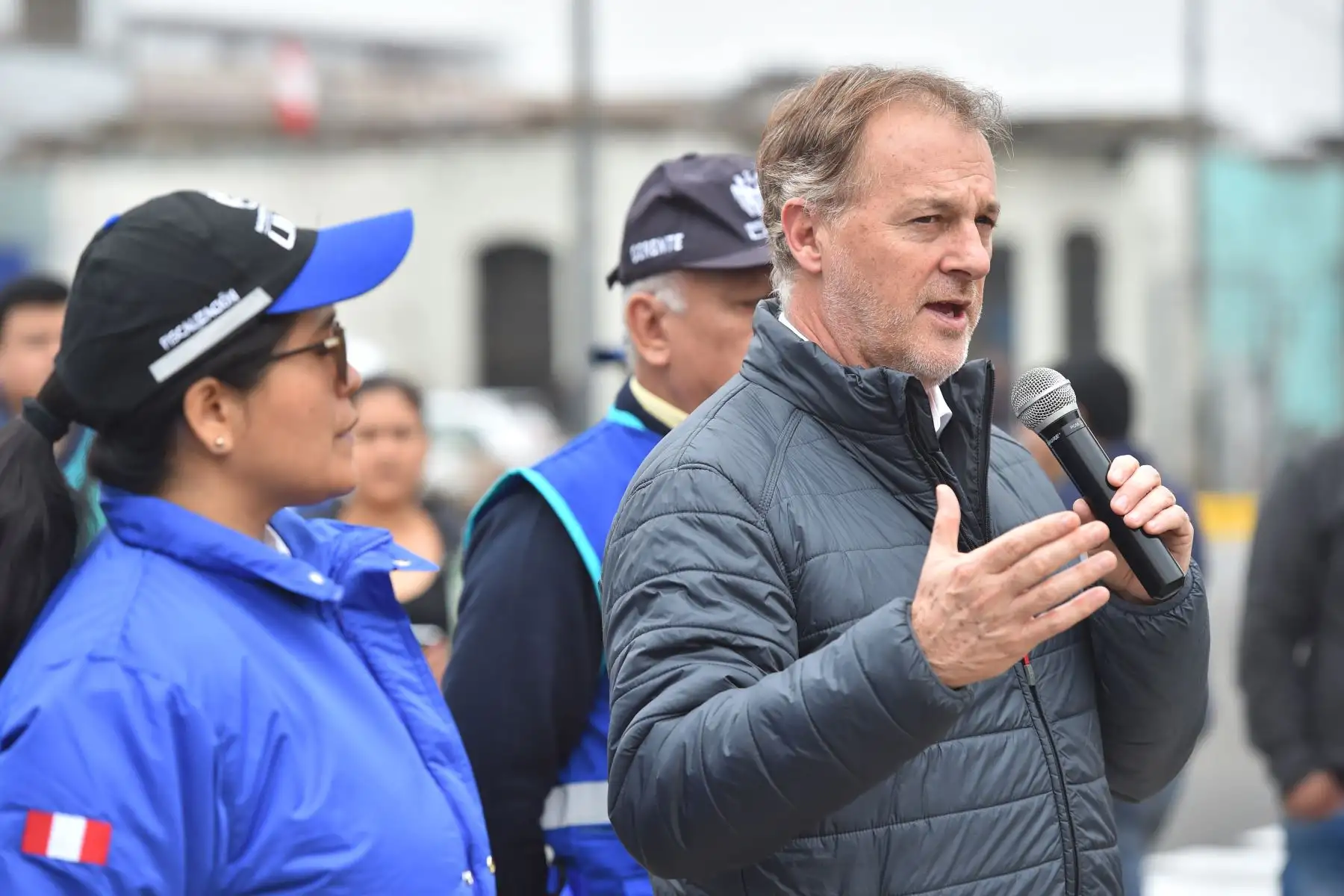 El alcalde Jorge Muñoz, entregó un módulo de seguridad ciudadana, ubicado en la intersección de la avenida Aviación con Grau, para reforzar la vigilancia en la zona. Foto: ANDINA/José Sotomayor