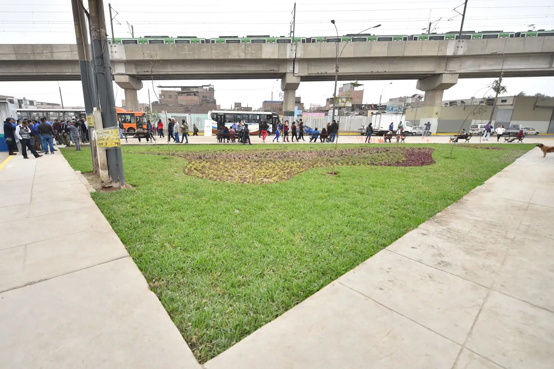 La Municipalidad de Lima, instaló un módulo de seguridad ciudadana ubicado en la intersección de la avenida Aviación con Grau para reforzar la vigilancia en la zona. Foto: ANDINA/José Sotomayor