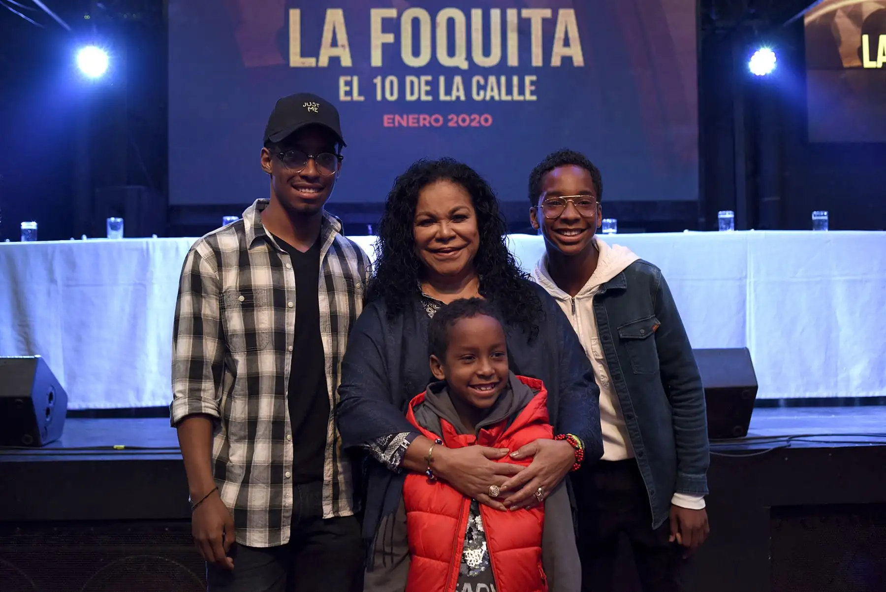 Presentación de los actores de la película “La Foquita, el 10 de la calle”
El elenco está conformado por Stephanie Orúe, Eva Ayllon, Ray Castillo, Rey Castillo (Niño), Franco Robles, Ramón Garcia, Anaí Padilla.Foto.ANDINA/Fajardo Talla