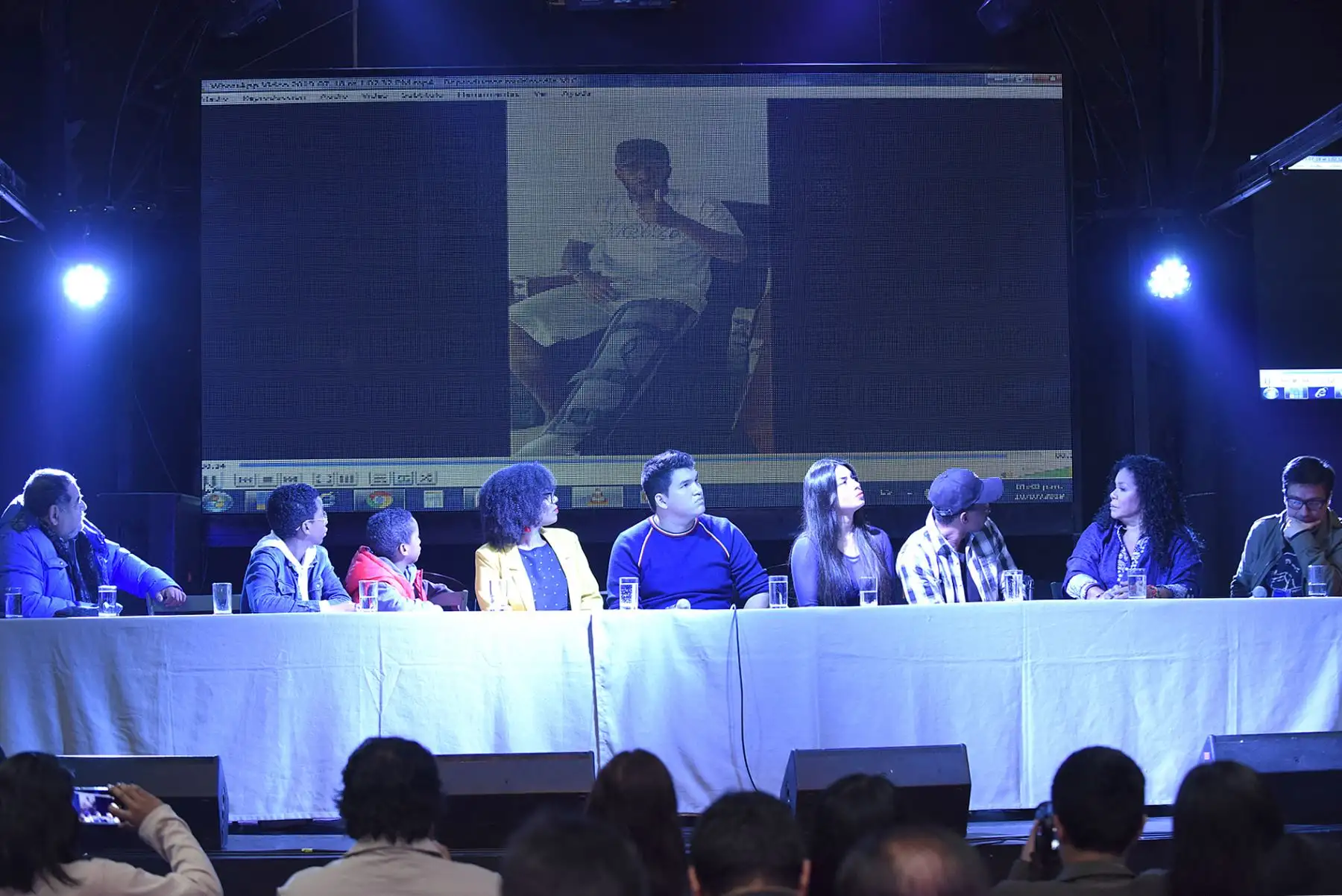 Presentación de los actores de la película “La Foquita, el 10 de la calle”
El elenco está conformado por Stephanie Orúe, Eva Ayllon, Ray Castillo, Rey Castillo (Niño), Franco Robles, Ramón Garcia, Anaí Padilla.Foto.ANDINA/Fajardo Talla