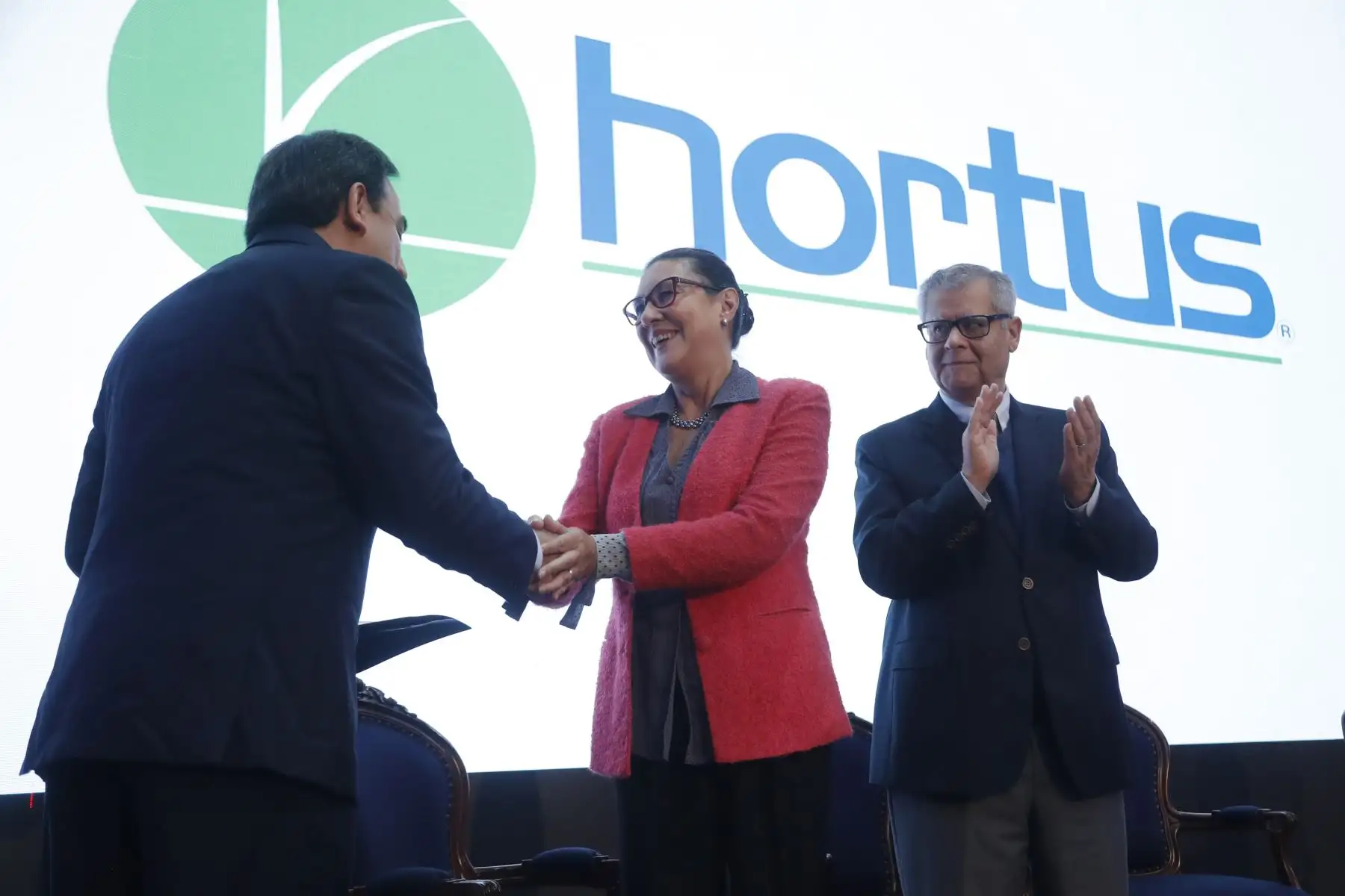 Reconocimiento a la empresa Hortus, en la Semana Nacional de la Innovación. Foto: ANDINA/Josue Ramos