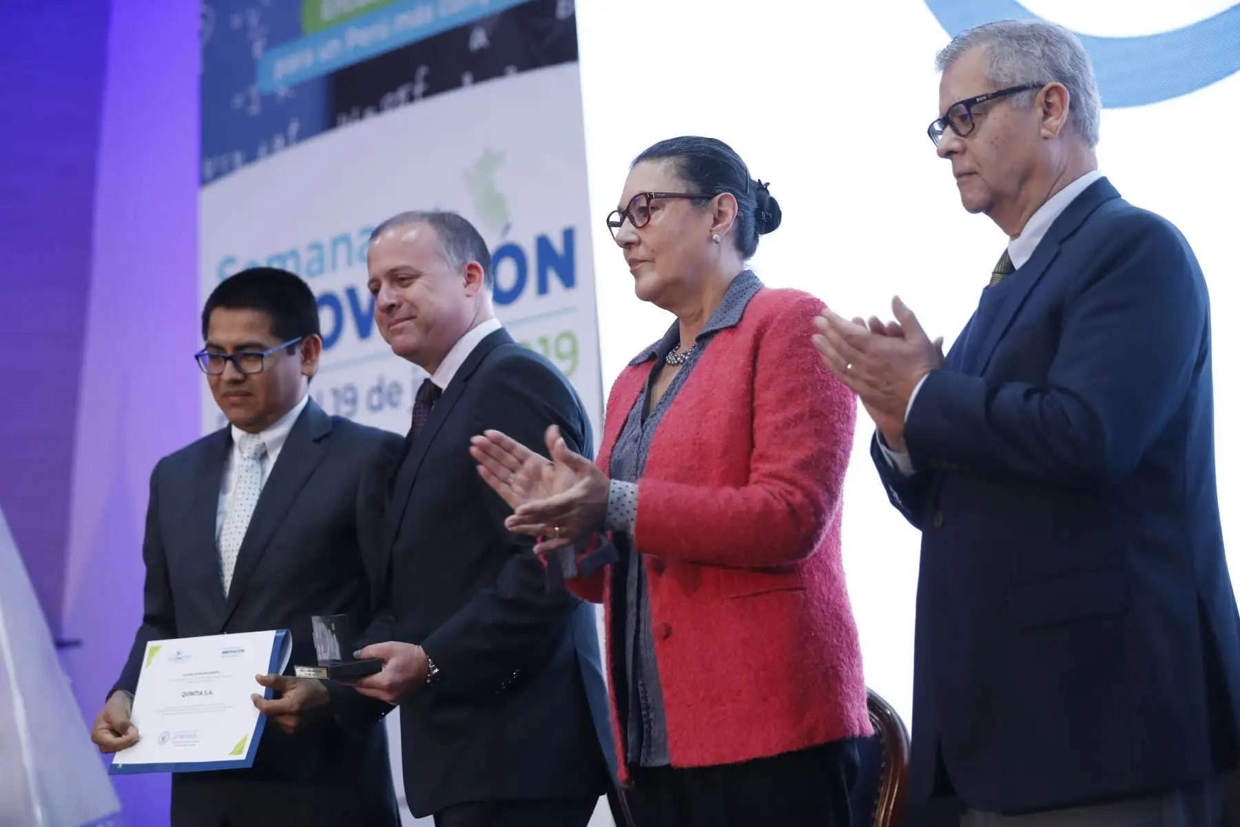 Presentación  de las conclusiones de la Semana Nacional de la Innovación y reconocimiento a 15 empresas innovadoras. Foto: ANDINA/Josue Ramos