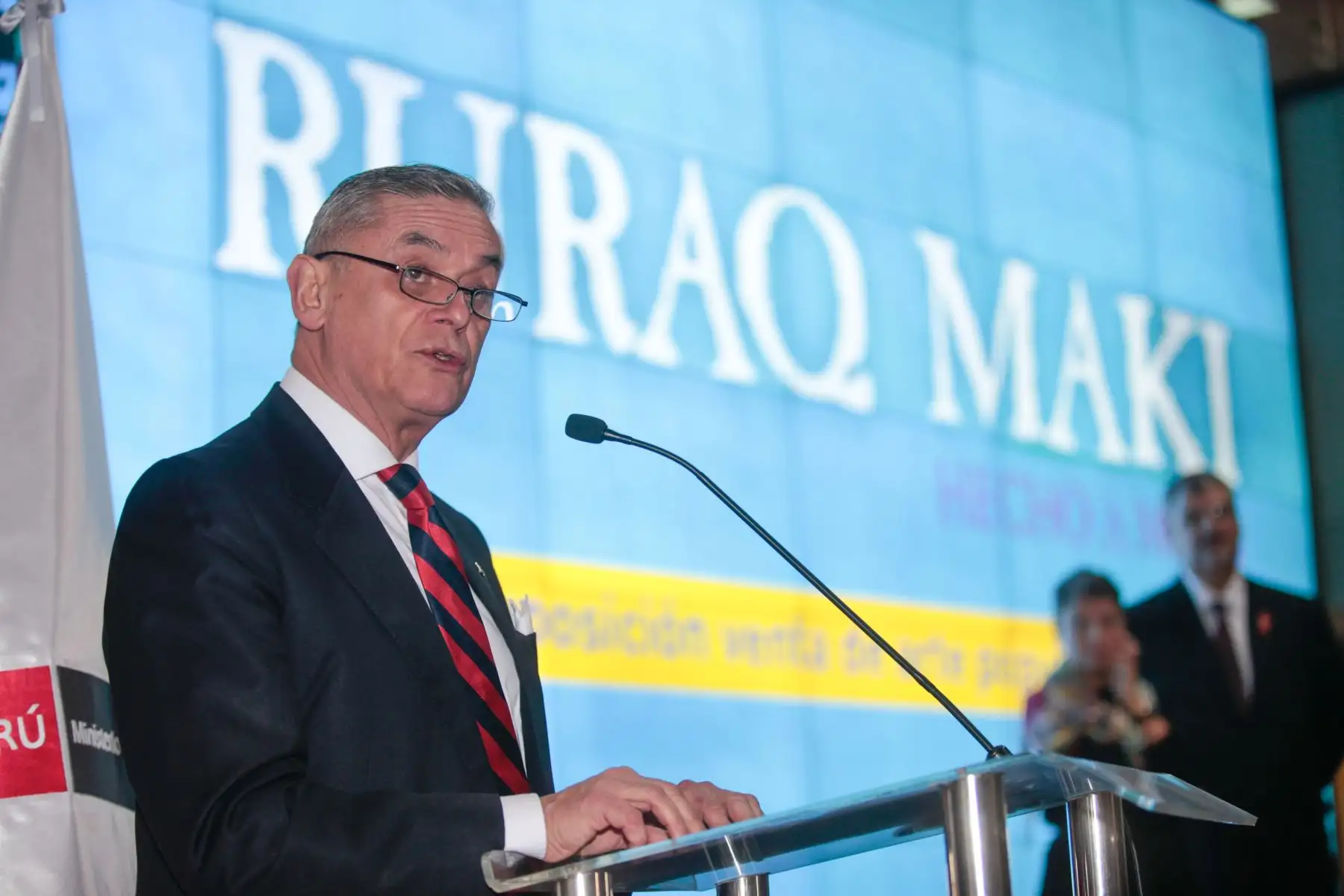 El ministro de Cultura, Luis Jaime Castillo Butters, inaugura la feria Ruraq maki, Hecho a mano”, exposición-venta de arte tradicional para impulsar el patrimonio cultural inmaterial de los pueblos del país, reflejado en los más finos trabajos de sus artesanos.Foto: ANDINA/ Miguel Mejía