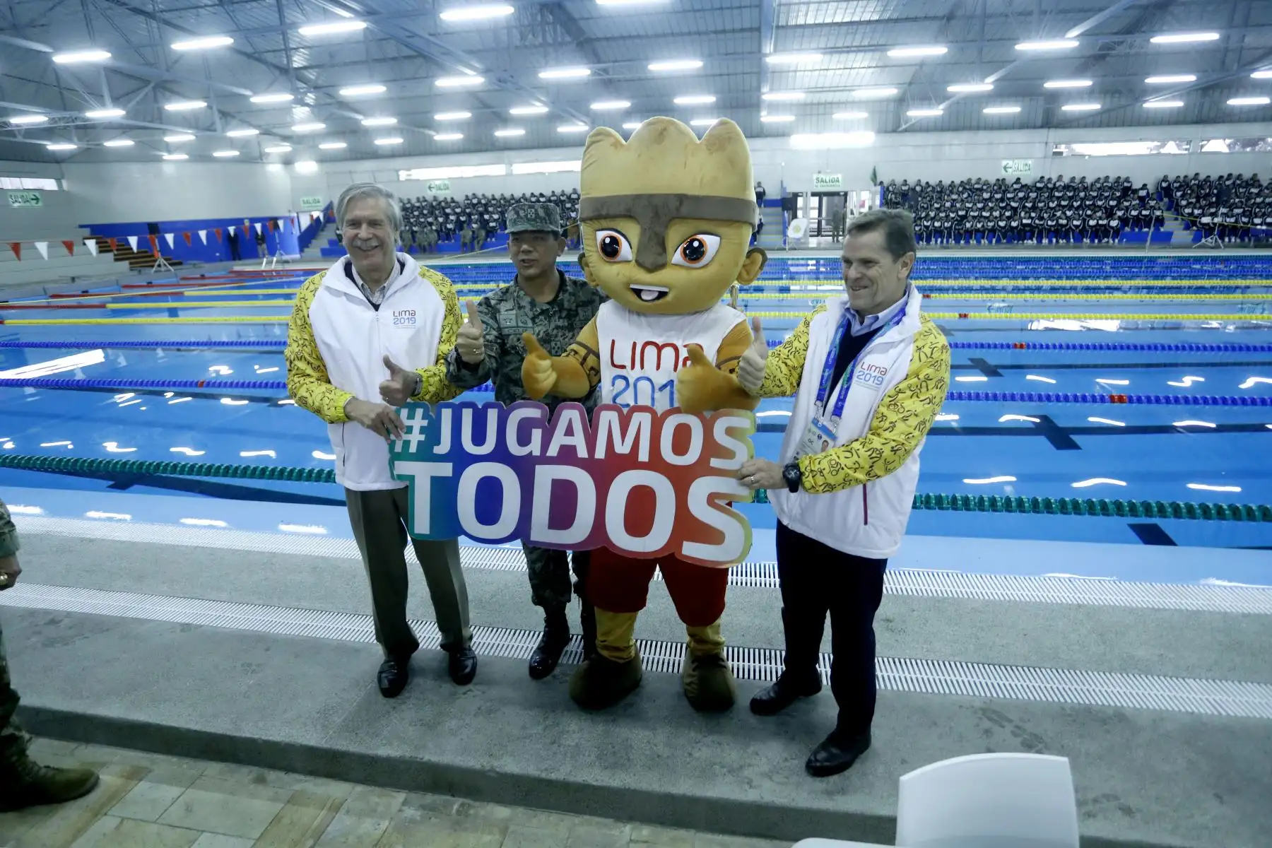 El presidente del Comité Organizador de Lima 2019, Carlos Neuhaus visito la EMCH, donde se llevarán a cabo las competencias de Pentatlón Moderno, Natación, Salto de ecuestre, Levantamiento de Pesas y Físico Culturismo. Foto: ANDINA/Josue Ramos