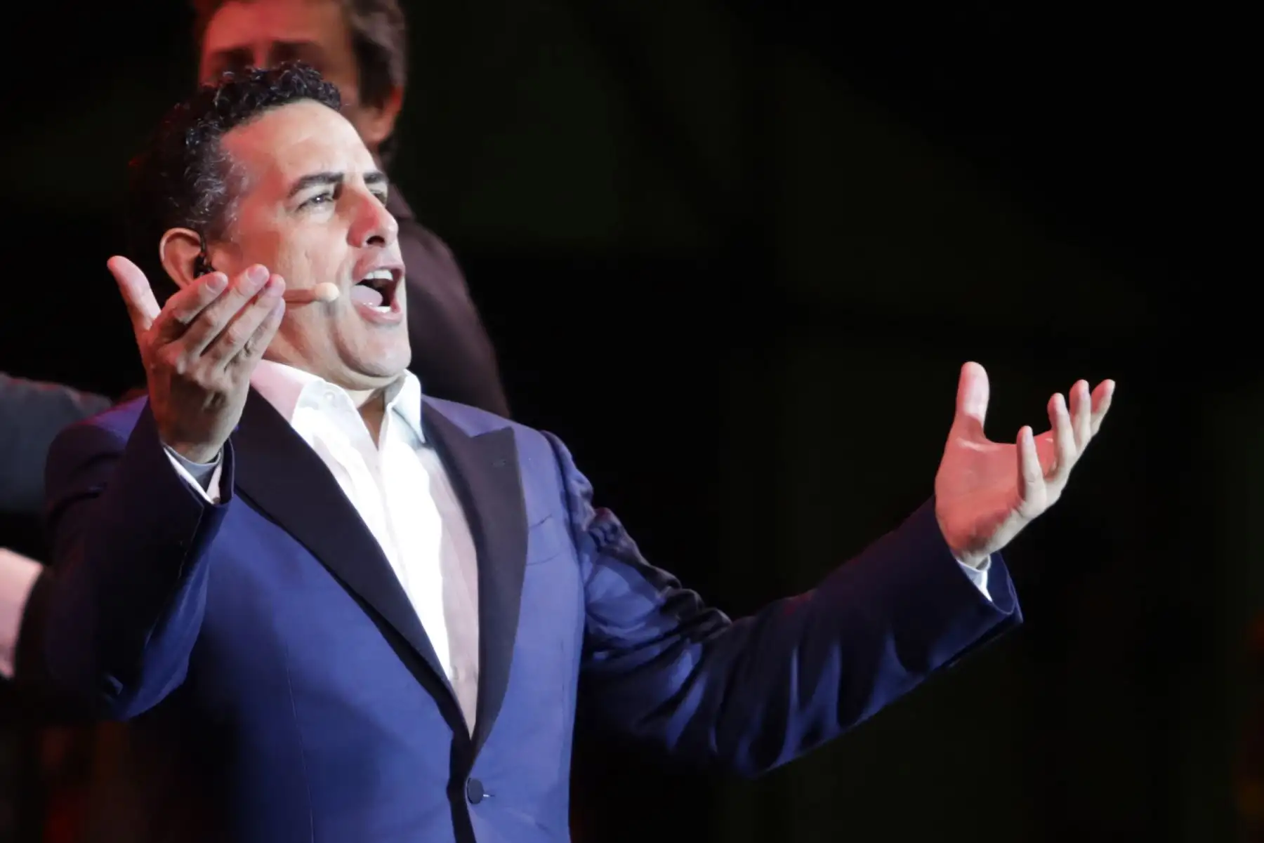 “Serenata por el Perú” que ofrece el tenor peruano Juan Diego Florez   acompañado por la Orquesta Sinfónica y el Coro Juvenil de Sinfonía Perú, en la Plaza Mayor de Lima.Foto:ANDINA/Jorge Tello