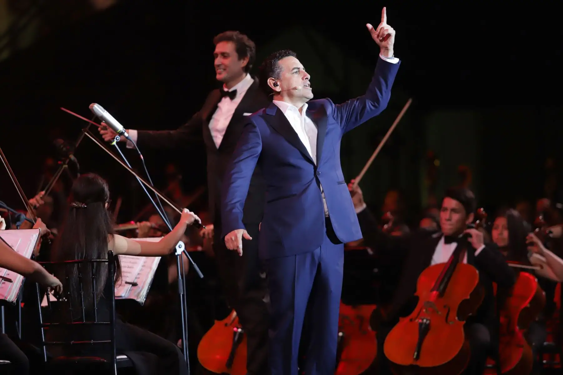 Concierto Serenata al Perú que ofreció el Tenor Peruano Juan Diego Florez y la Sinfonía por el Perú en la Plaza Mayor de Lima.
Foto: ANDINA/Jorge Tello