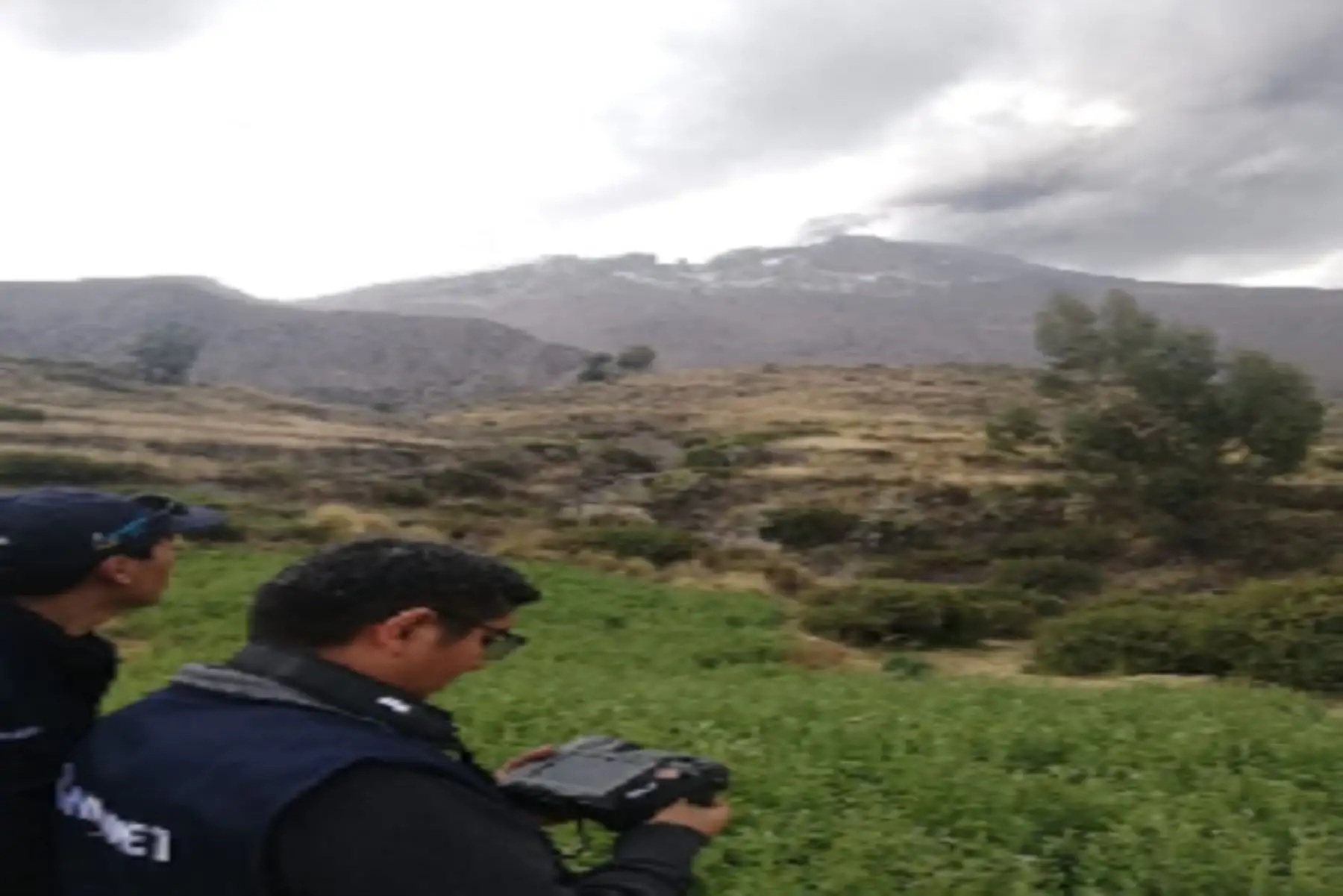 Especialistas del Observatorio Vulcanológico del Ingemmet continuarán con los trabajos de campo en el volcán Ubinas, región Moquegua.