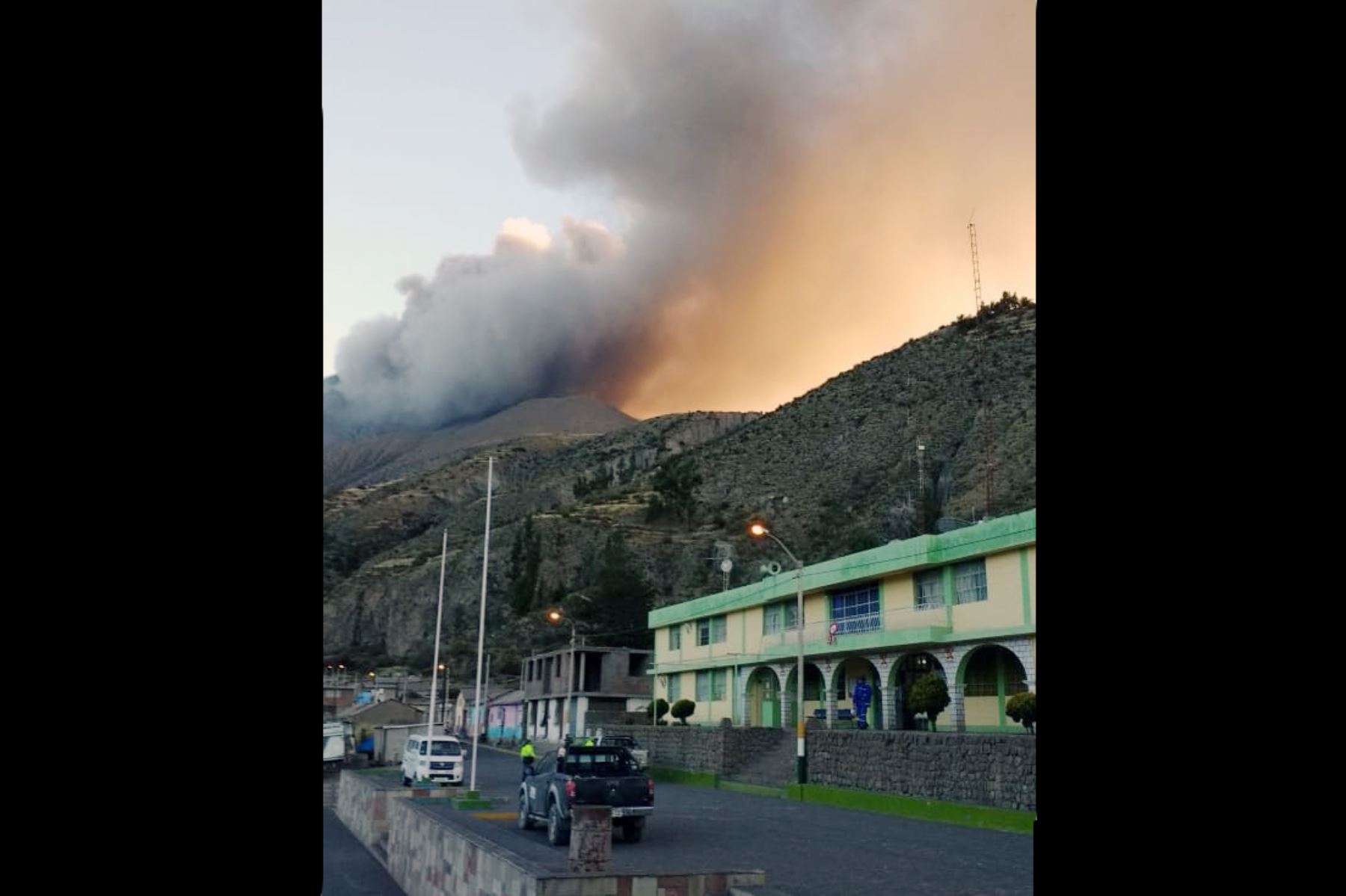 El Senamhi y el IGP vigilan el desplazamiento de cenizas y el movimiento sísmico en el volcán Ubinas, ubicado en la región Moquegua. Foto: ANDINA/Difusión