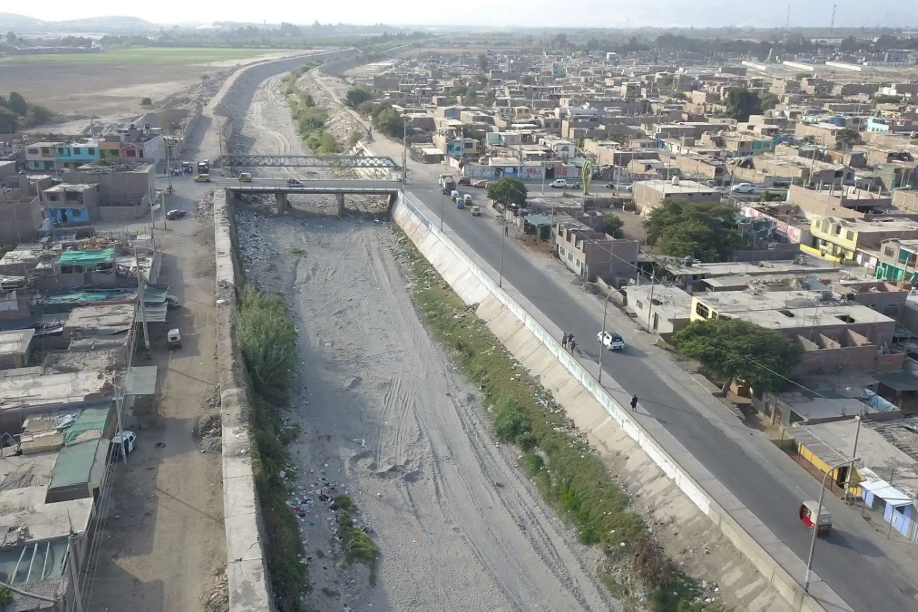 Gobierno transfiere recursos para obras de prevención en los ríos Zarumilla e Ica, ubicados en Tumbes e Ica, respectivamente.