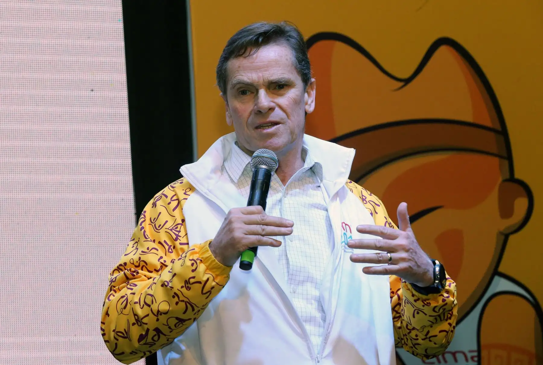 El presidente del Comité Organizador de Lima 2019, Carlos Neuhaus , presenta  el programa cultural Culturaymi Foto: ANDINA/Norman Córdova