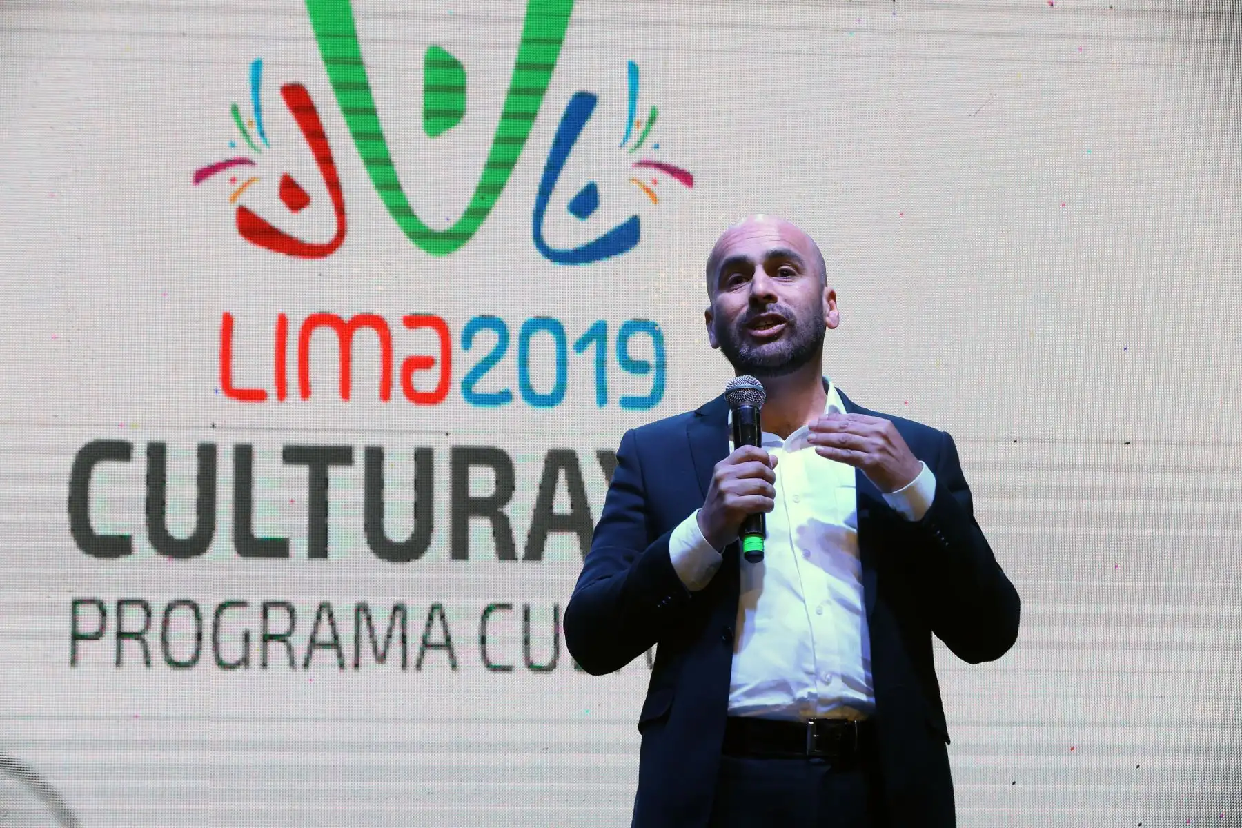 El presidente del IPD, Sebastián Suito participa en la presentación de la fiesta de la cultura 
" Culturaymi ".
Foto: ANDINA/Norman Córdova