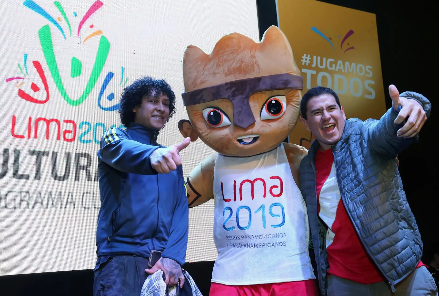 El presidente del Comité Organizador de Lima 2019, Carlos Neuhaus , presenta  el programa cultural Culturaymi Foto: ANDINA/Norman Córdova
