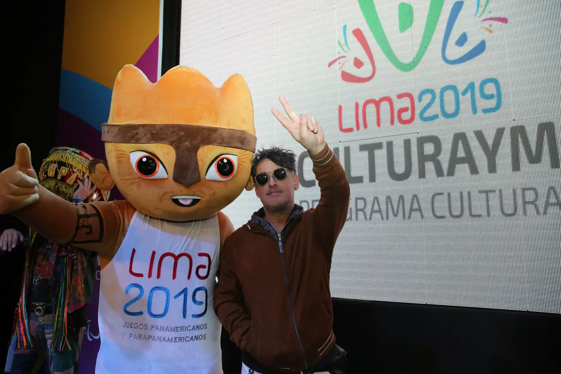 El cantante de rock Pelo Madueño se hace presente en la fiesta de la cultura "Culturaymi " que organiza Lima 2019.
Foto: ANDINA/Norman Córdova