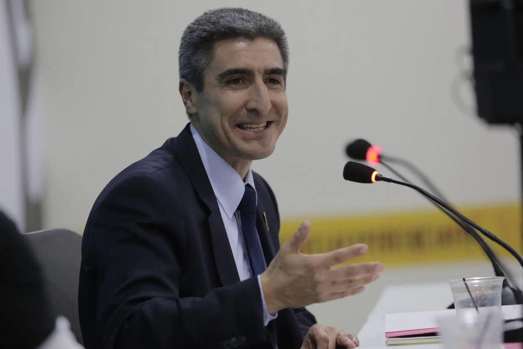 Presentación del libro "Peruanos de Ficción", del escritor peruano  y ex Ministro de Cultura, Alejandro Neyra en la Feria Internacional del Libro de Lima 2019.
Foto: ANDINA/David Huamaní